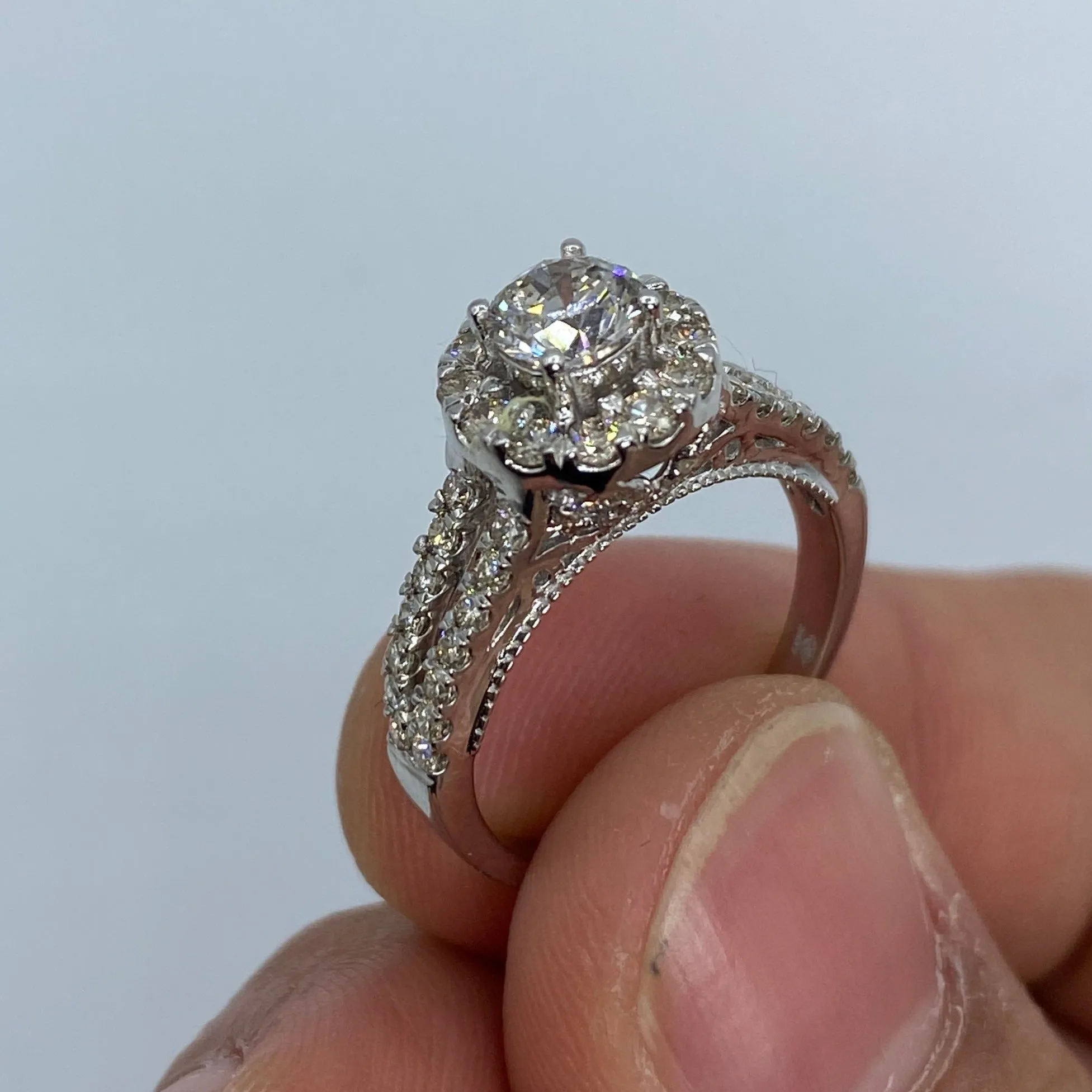 14K Large Circle Stone Diamond Engagement Ring