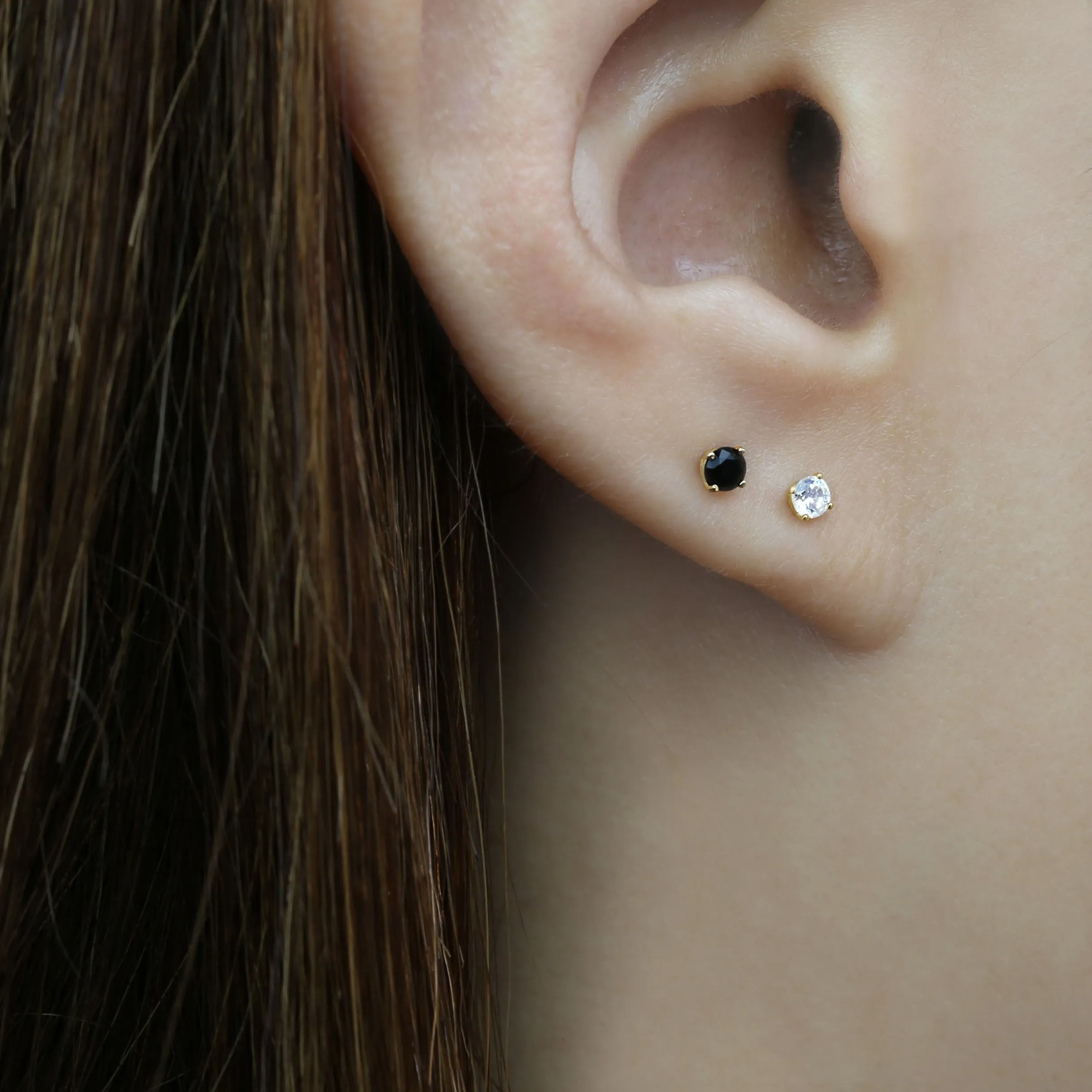 14k Solid Gold 2mm 3mm Clear Black Stone Stud Earring
