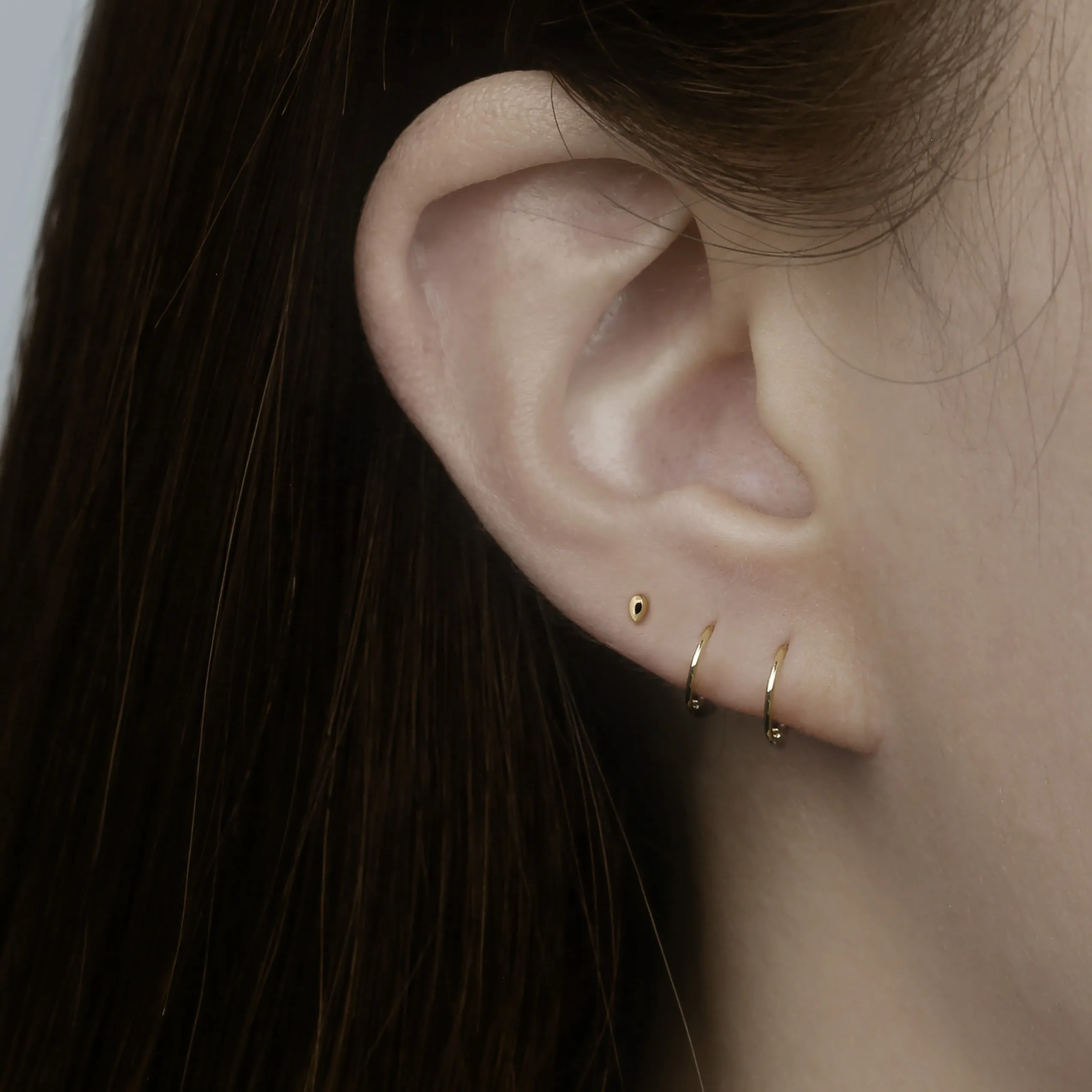 14k Solid Gold 3D Water Drop Internally Threaded Labret Stud Earring