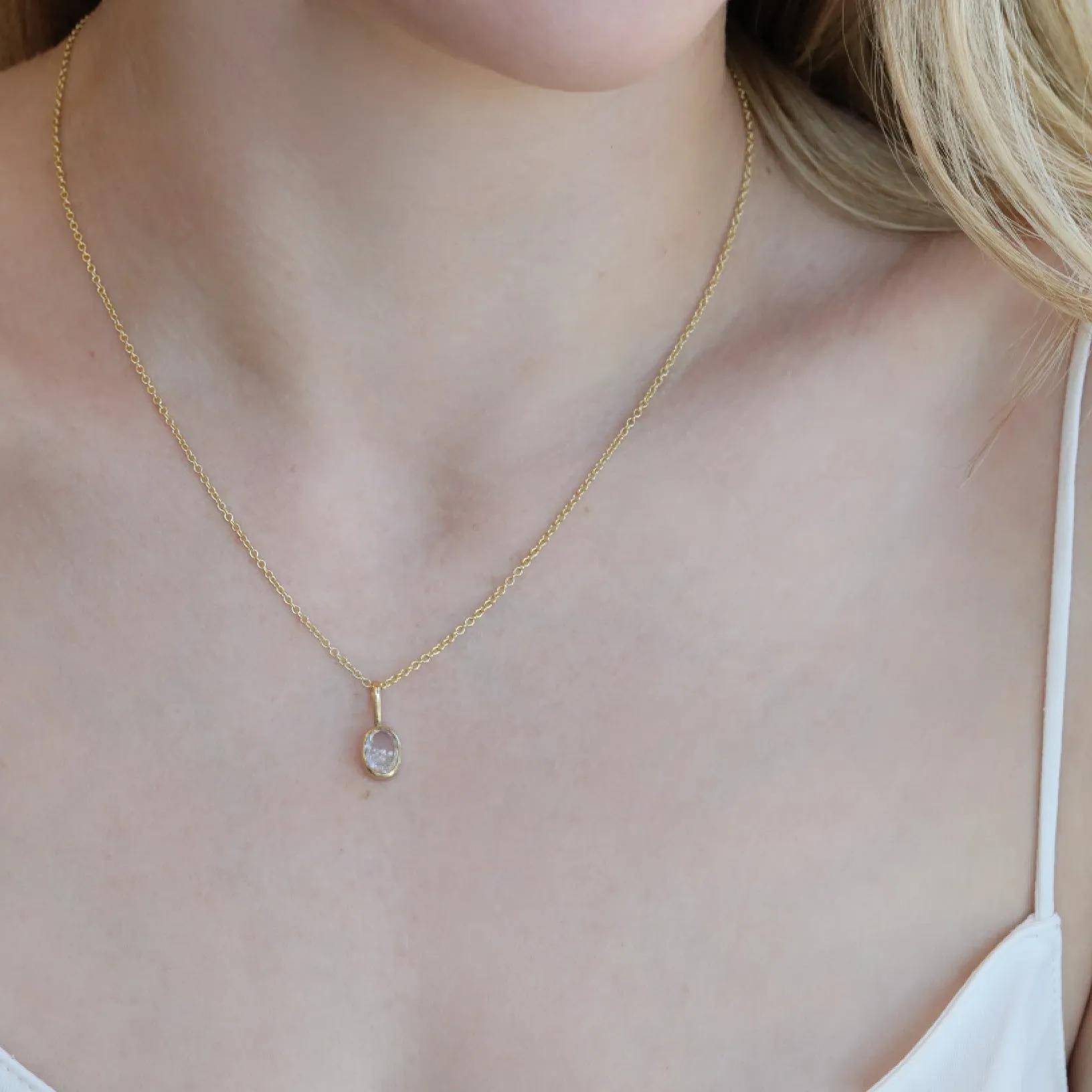 18K Gold Oval Shaped "Oh" Diamond "Shake" Charm