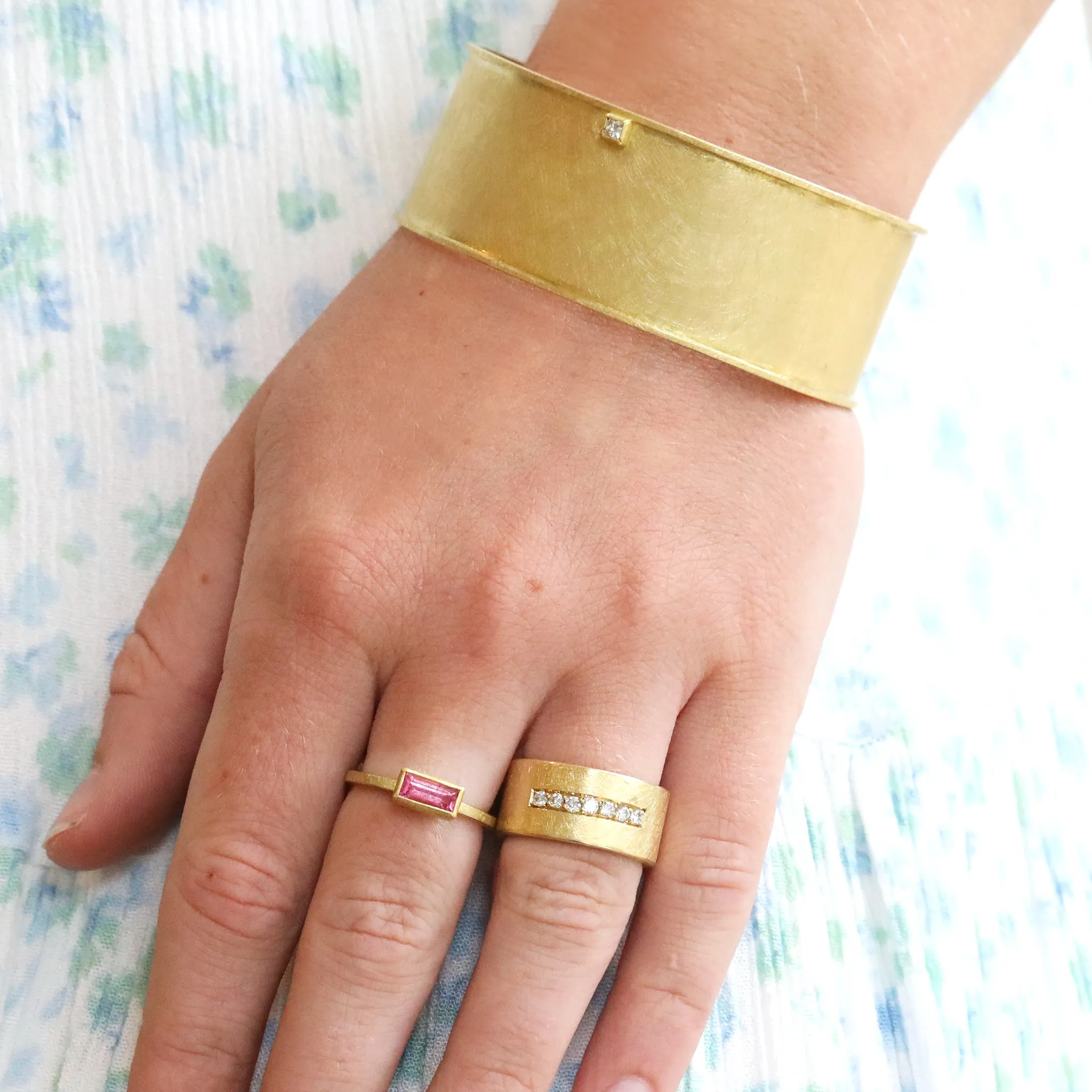 18K Gold Wide Bangle with Princess-Cut Diamond