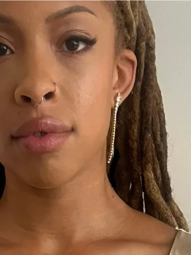 18k Moment Drop Diamond Earrings