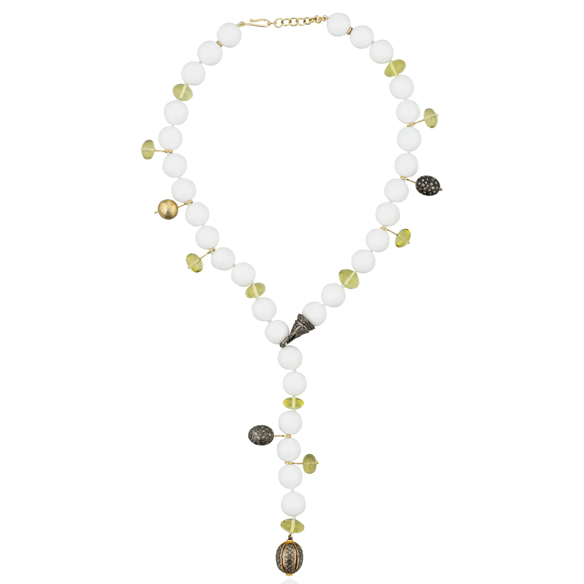 18KT Yellow Gold Necklace with White Agate Beads.