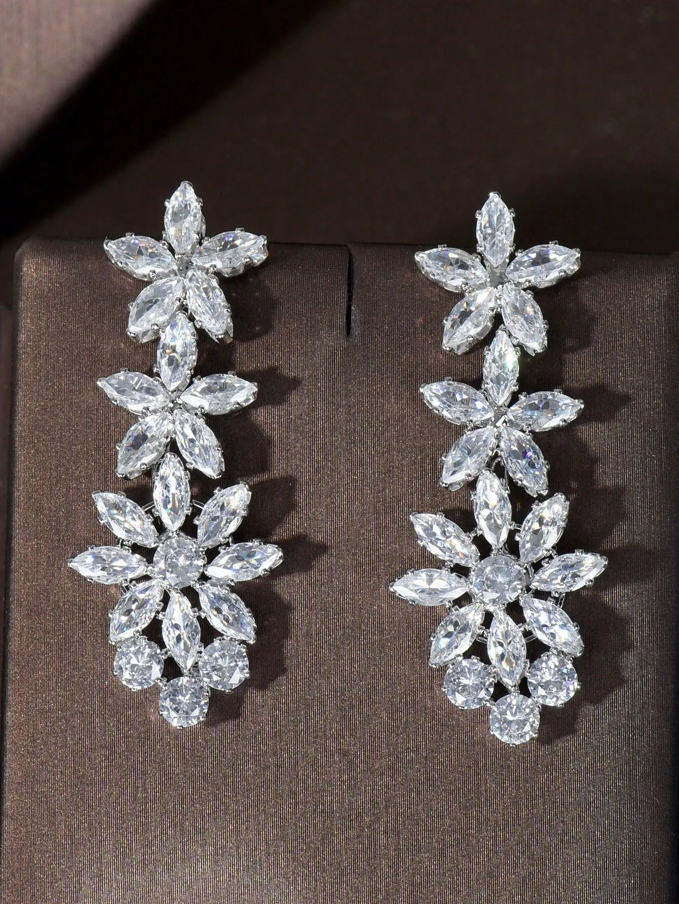 1set Cubic Zirconia Jewelry Set - Silver- FD ⚡