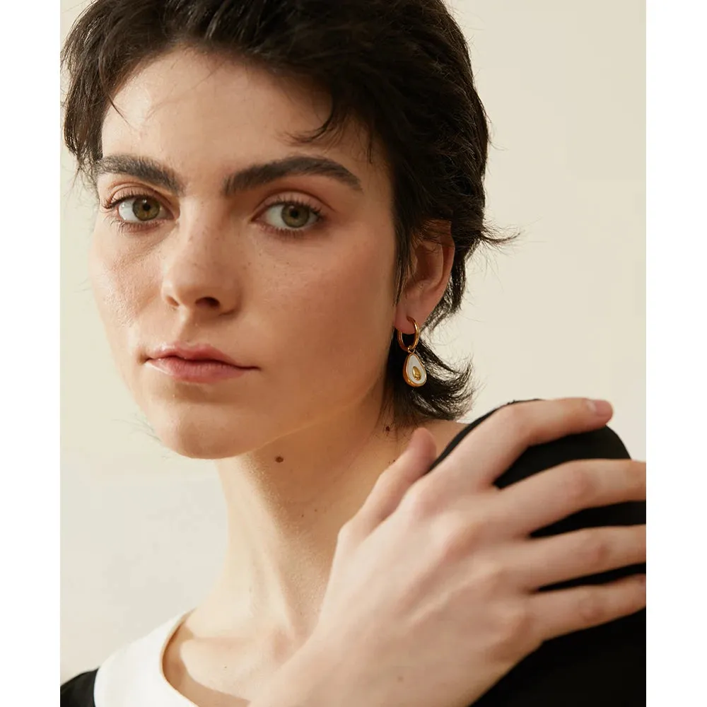 Bellina Golden Shell Avocado Earrings