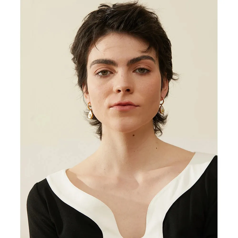 Bellina Golden Shell Avocado Earrings