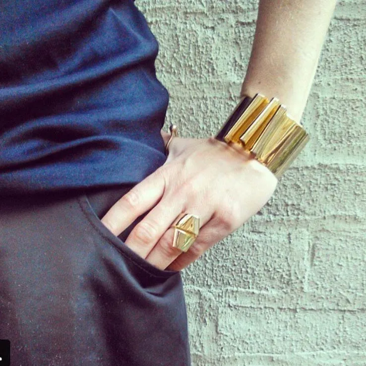 Bowtie ring