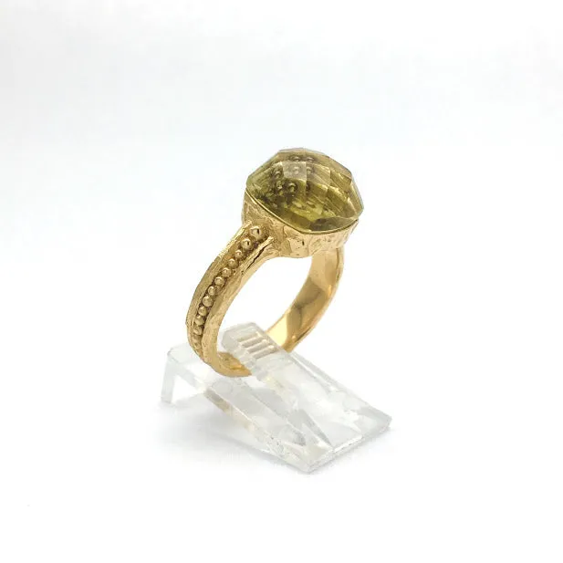 Caste granulation ring set with citrine
