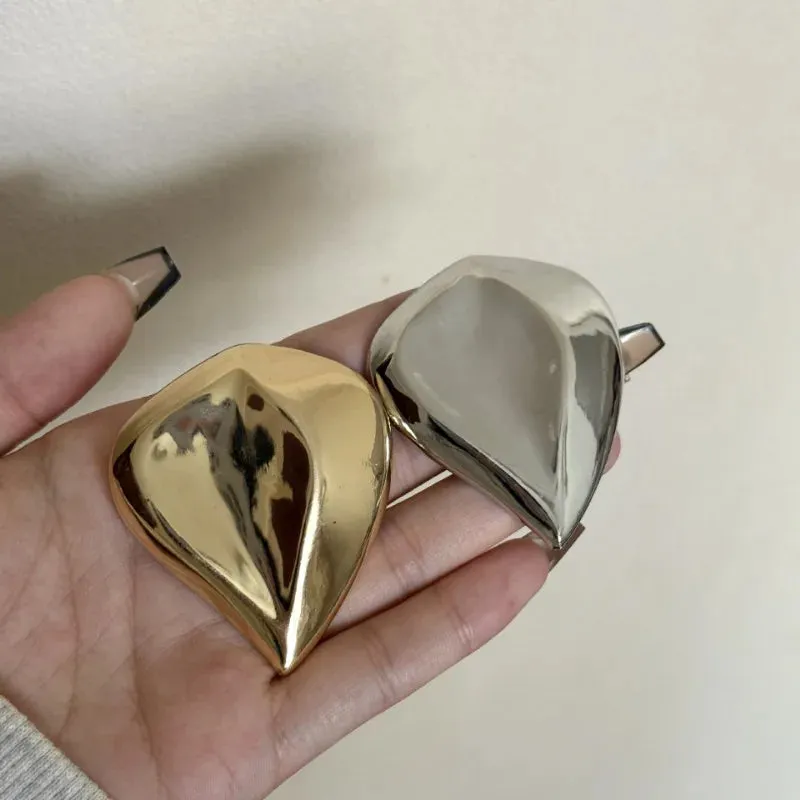 Concave Convex Water Droplet Brooch