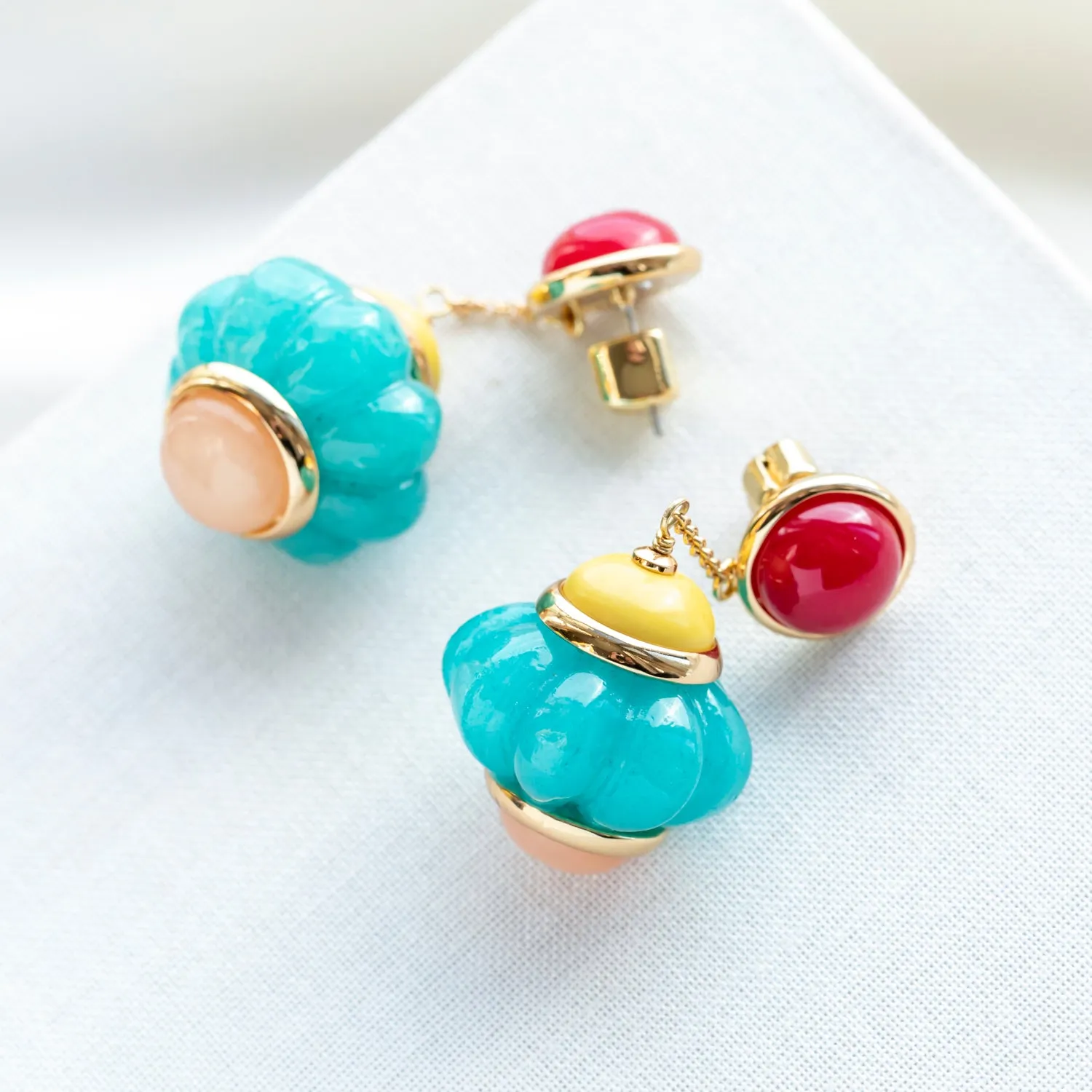 Confection linear drop cake earrings