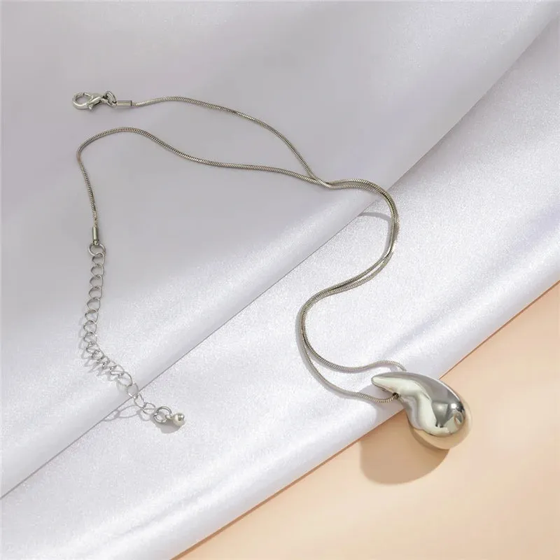 Creative V-shaped Necklace For Women Flat Snake Chain Choker Fashion Blade Chains Neck Accessories Jewelry Gift