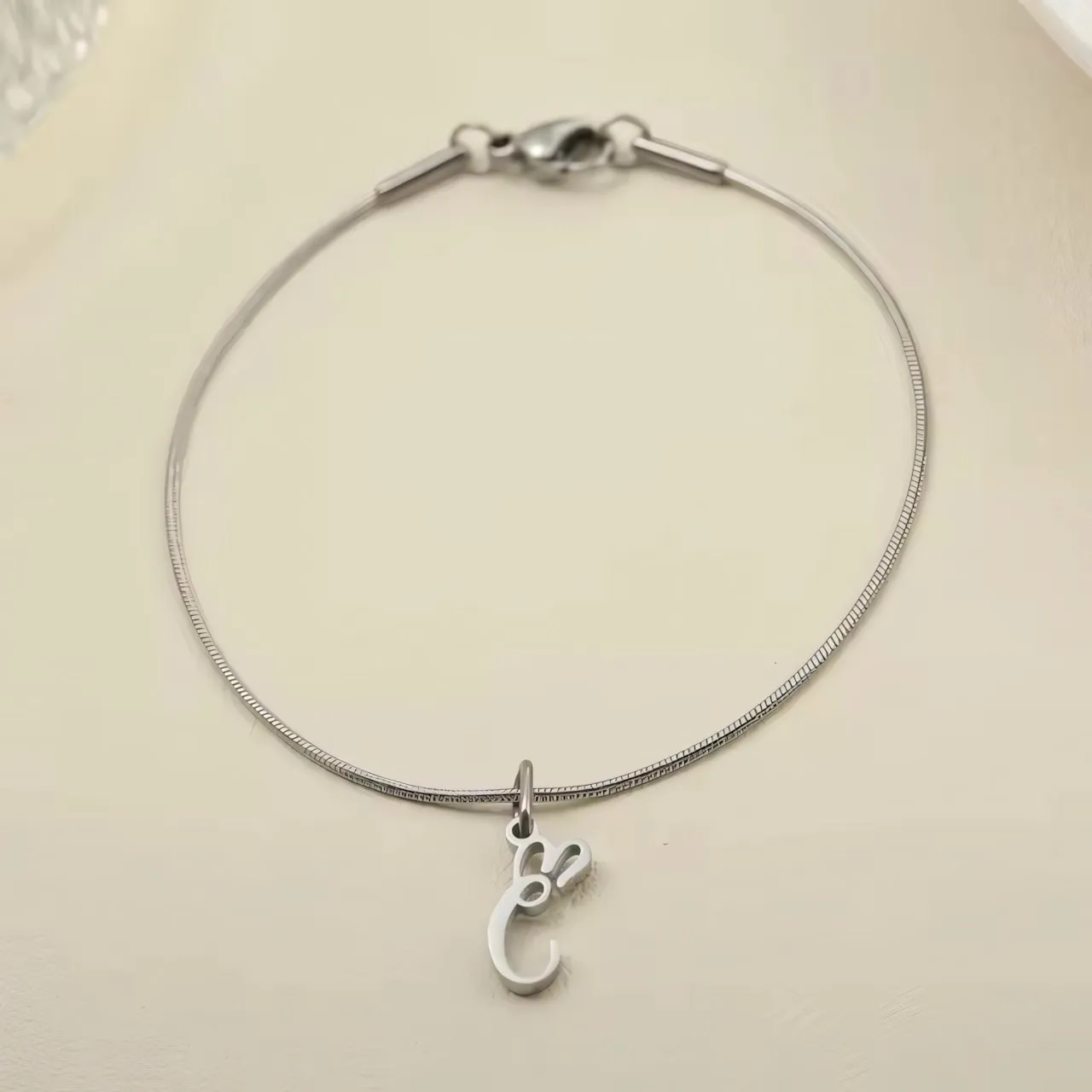 Dainty Cursive Heart Letter Initial Chain Bracelet