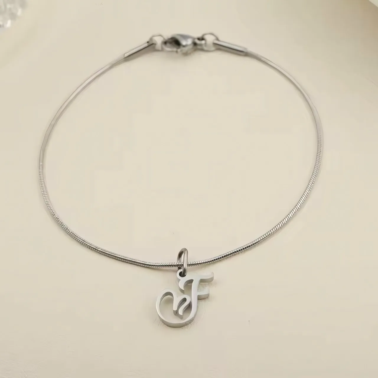 Dainty Cursive Heart Letter Initial Chain Bracelet