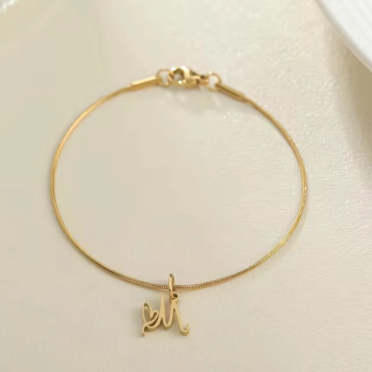 Dainty Cursive Heart Letter Initial Chain Bracelet