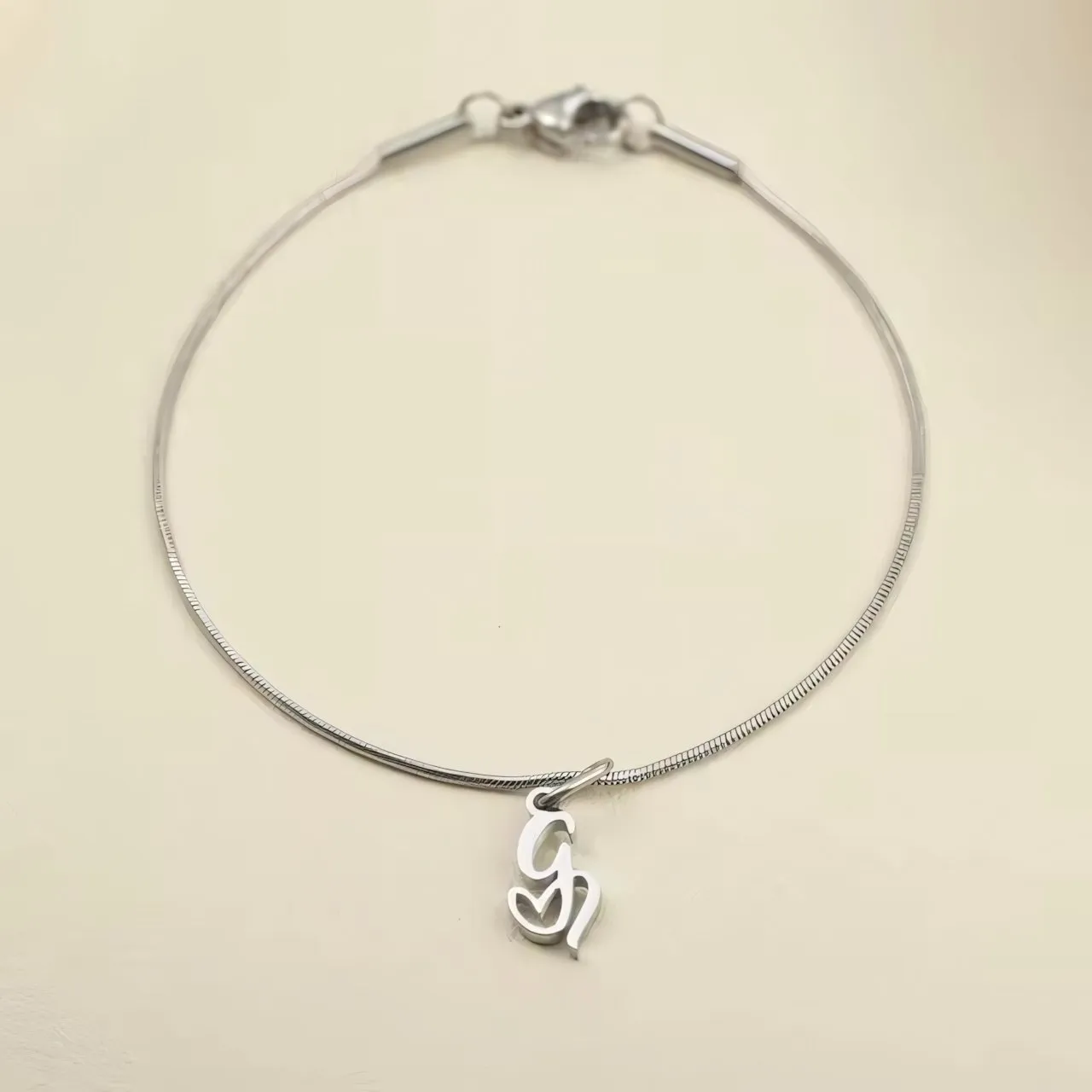 Dainty Cursive Heart Letter Initial Chain Bracelet