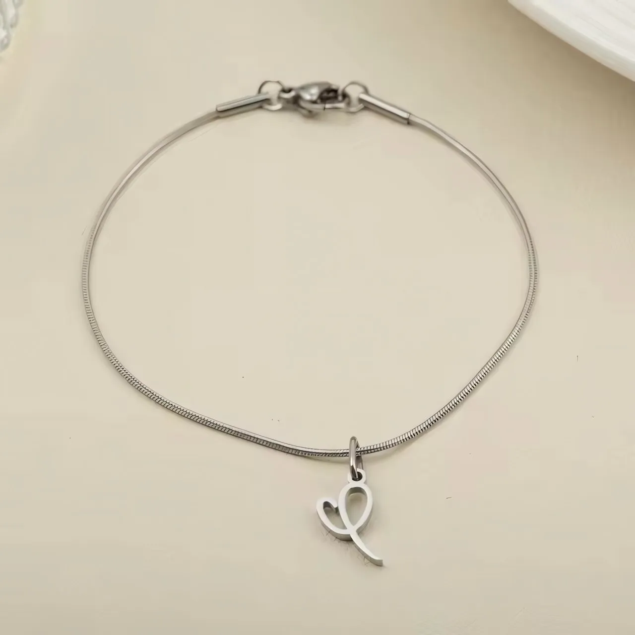 Dainty Cursive Heart Letter Initial Chain Bracelet
