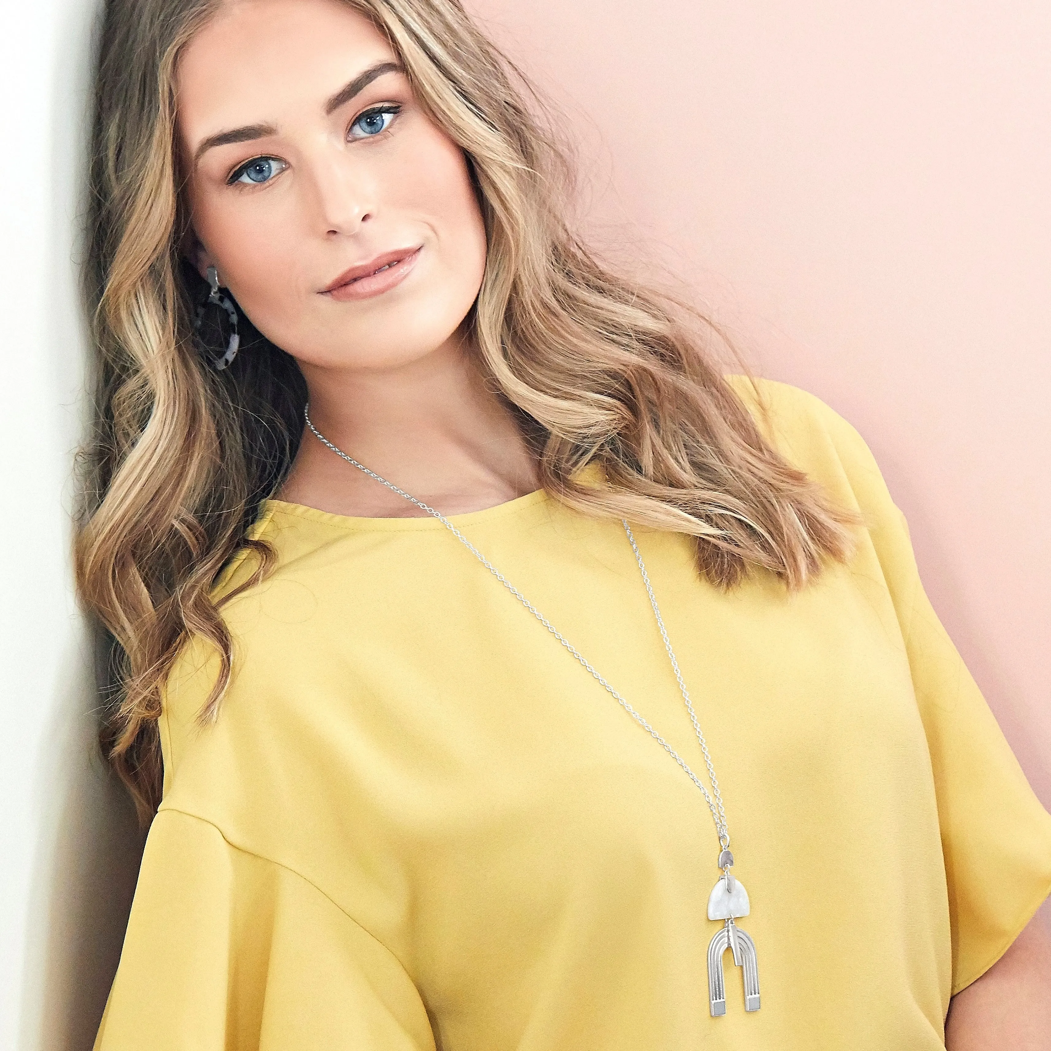 Dominica Necklace in Silver