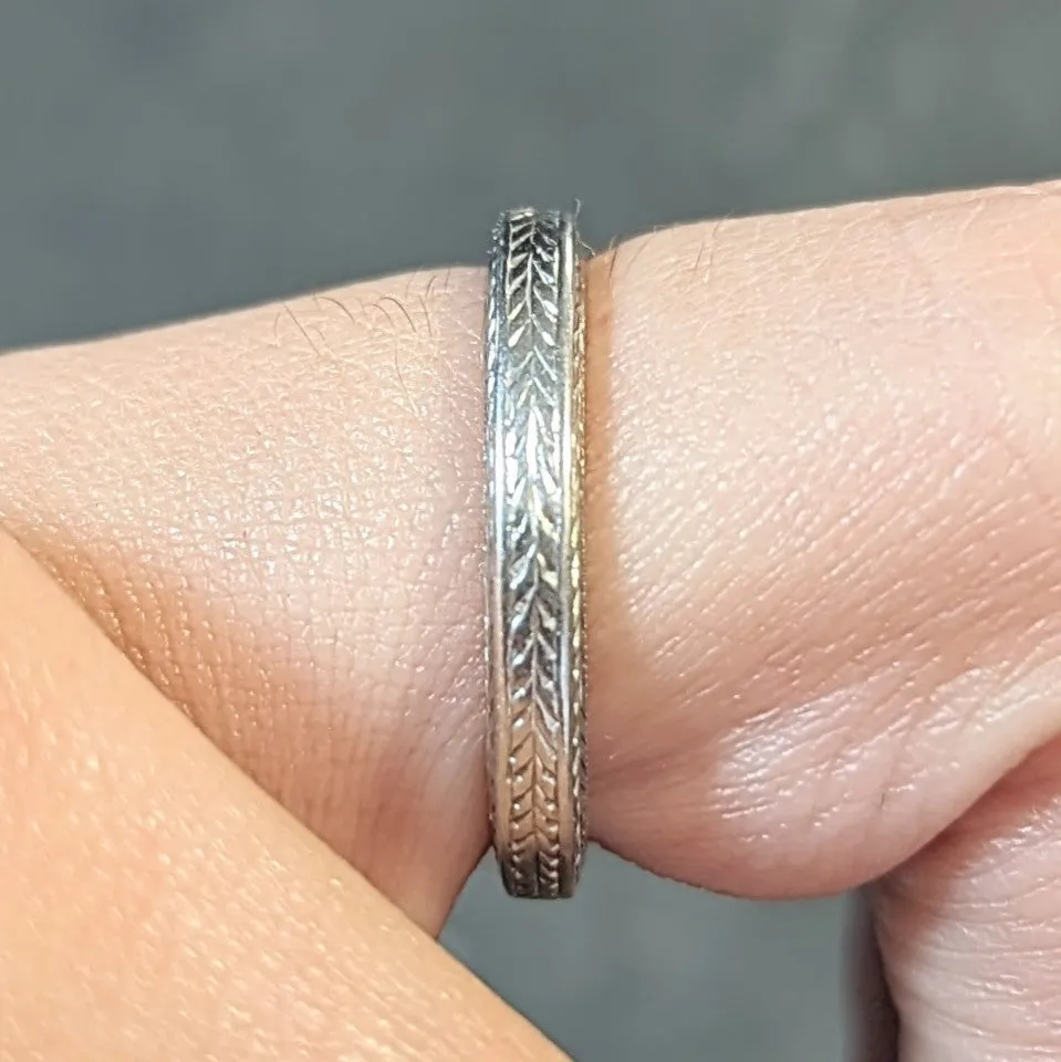 Edwardian 1912 18 Karat Two-Tone Gold Wheat Antique Wedding Band Ring