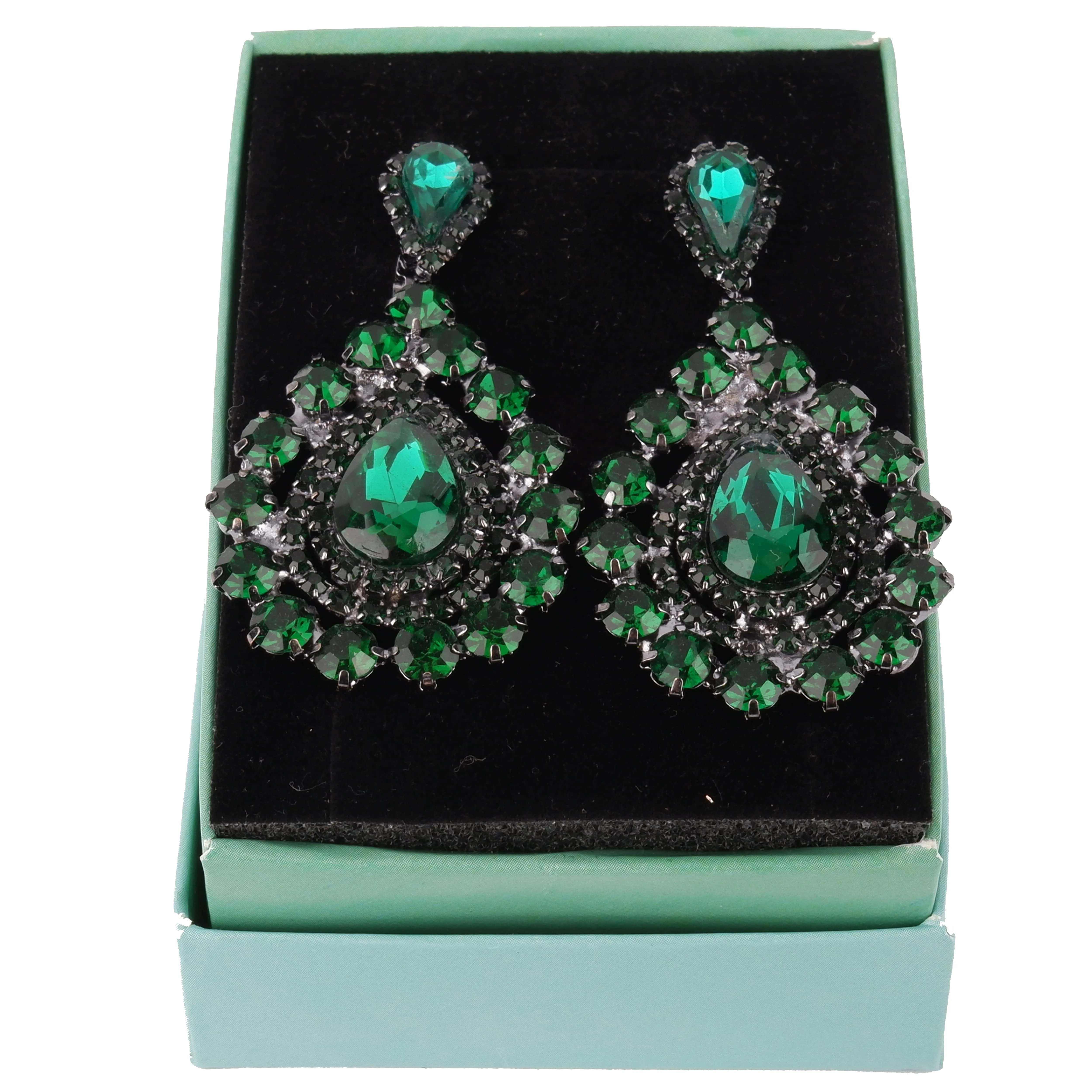 Elegant Minimalist Glass Stone Earrings for Bridal Glamour