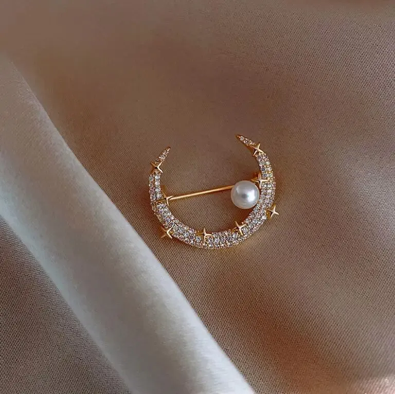 Fashion Pearl Leaf Rhinestone Brooches For Women Elegant Metal Fixed Clothing Pins Daily Jewelry Accessories