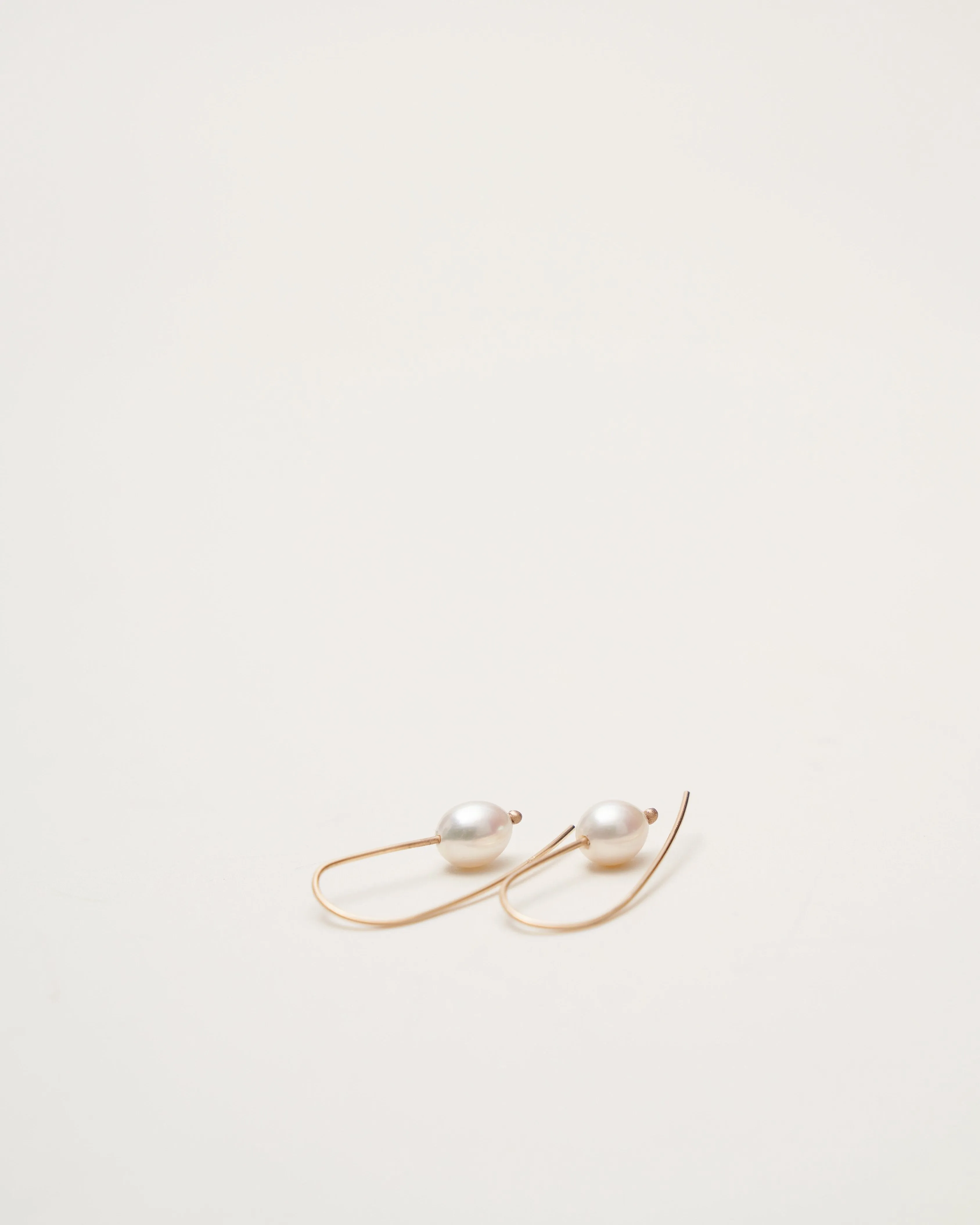 freshwater mini pearl earrings