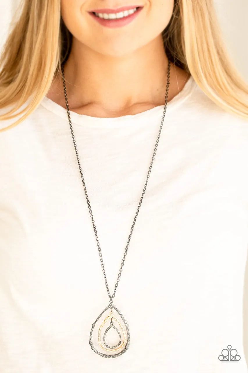 Going for Grit Black Paparazzi Necklace