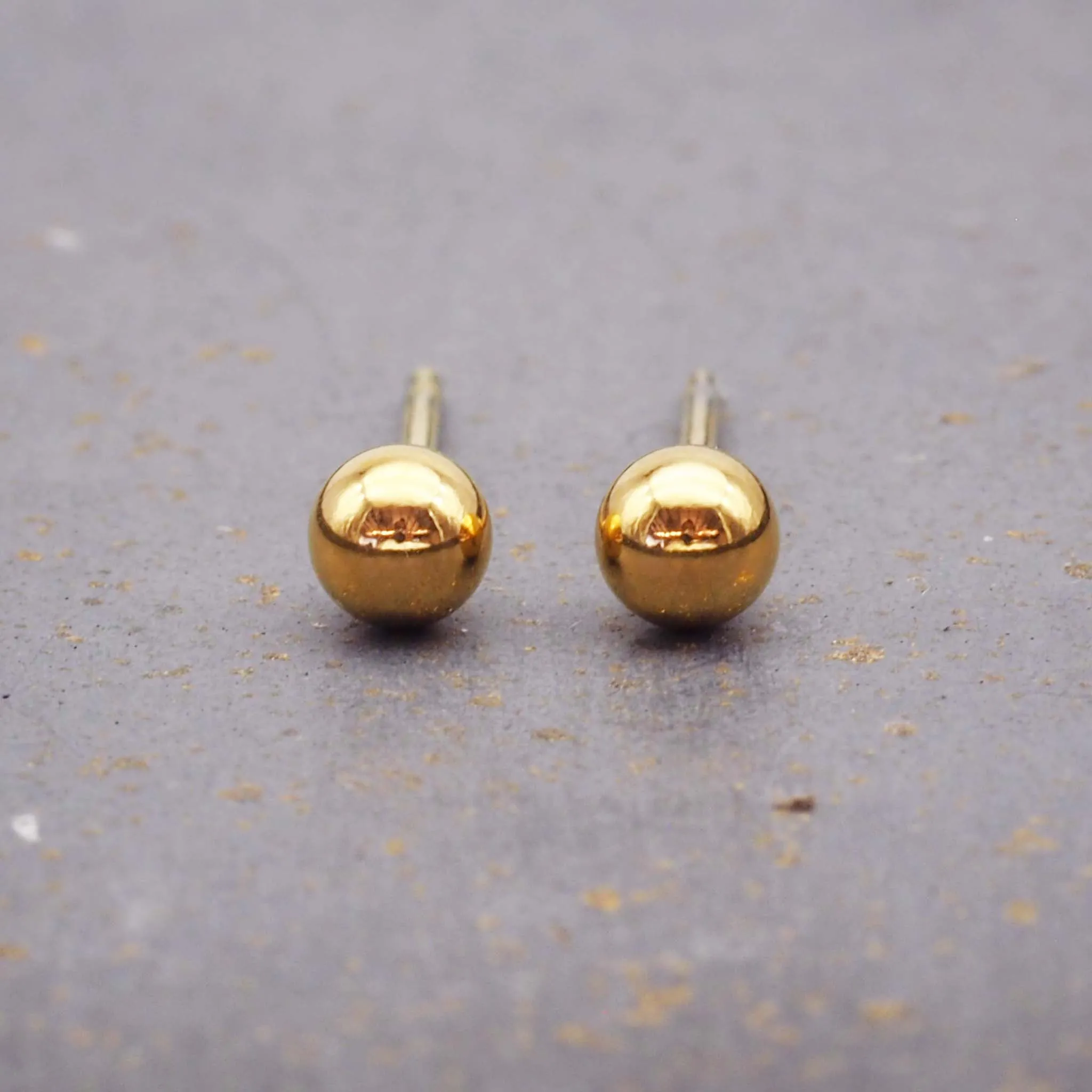 Gold Minimalist Earring Stack