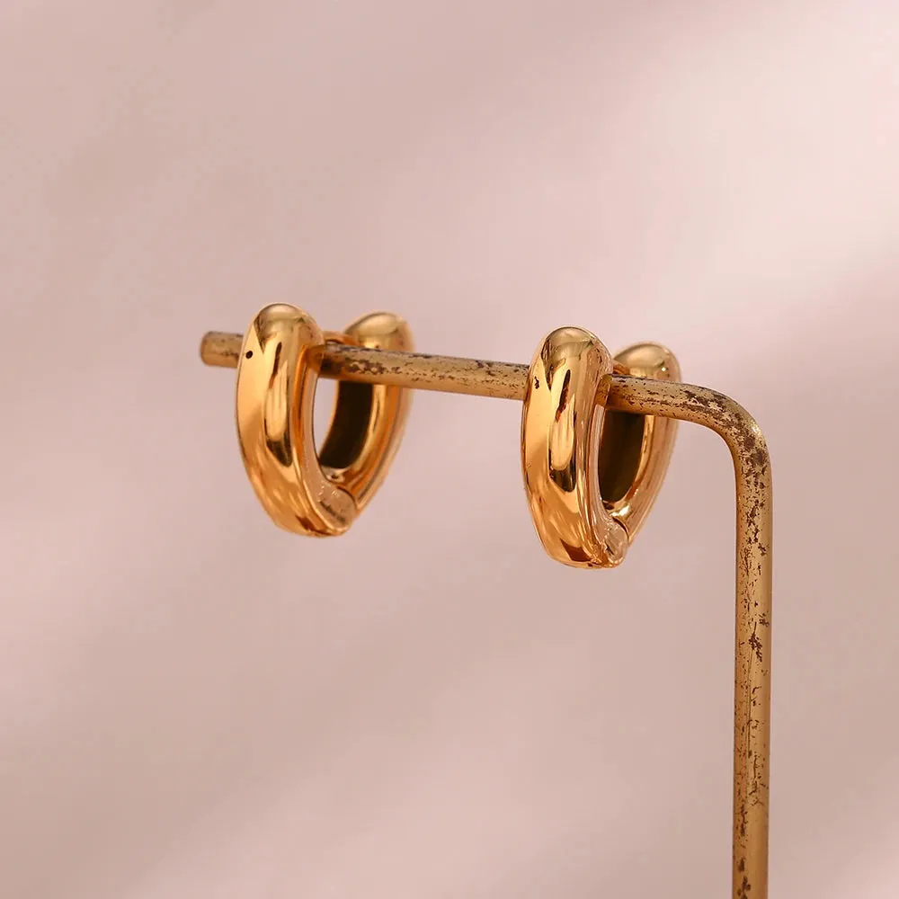Gold PVD Water-Resistant Chunky Heart Hoop Earrings – Hypoallergenic & Tarnish-Free