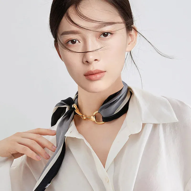 Hot Women Shawl Ring Clip Scarves Fastener Crystal Silk Scarf Buckle Holder Brooch Wedding Fashion Jewelry Female Classic Gift
