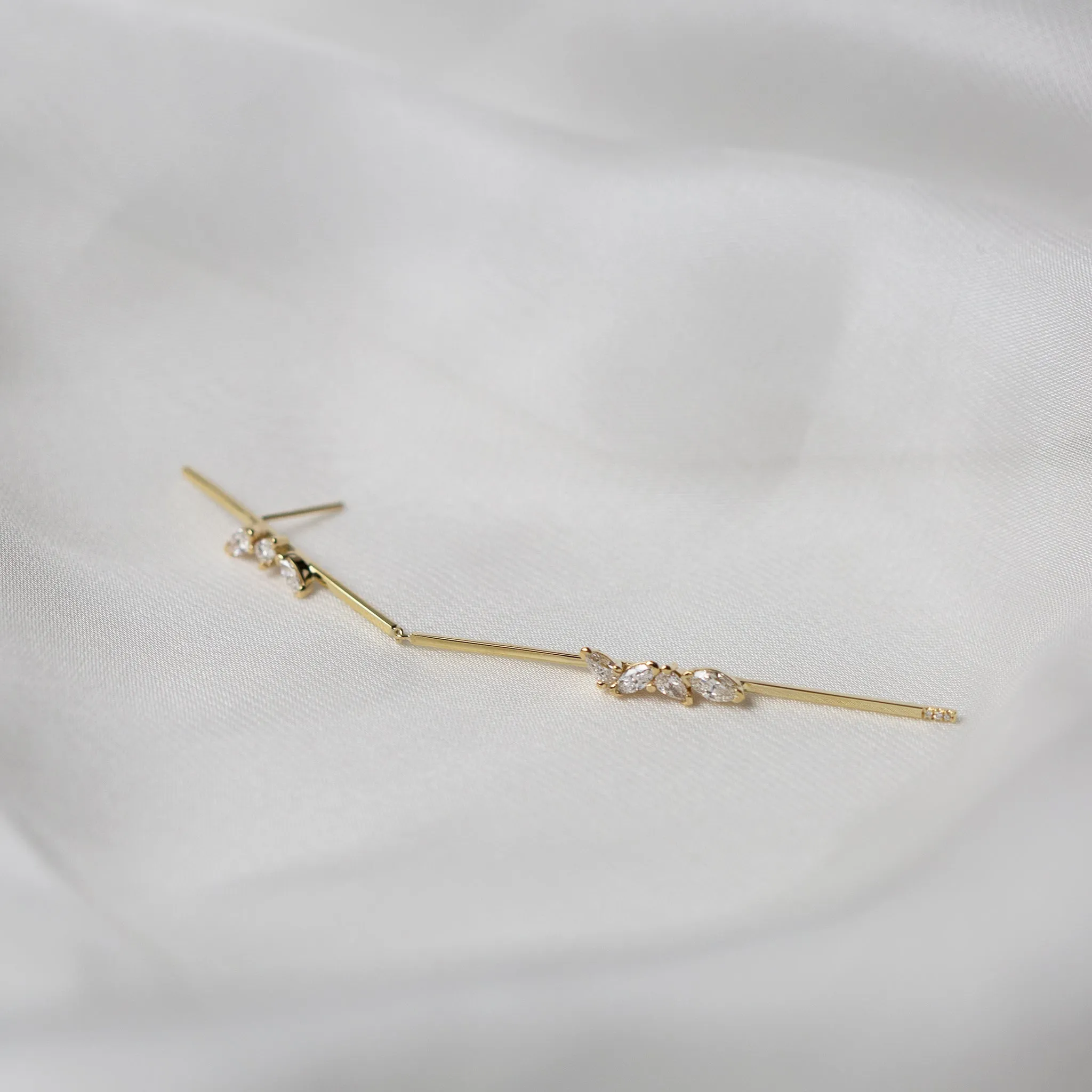 Jointed Linear Earrings with Diamonds Plus