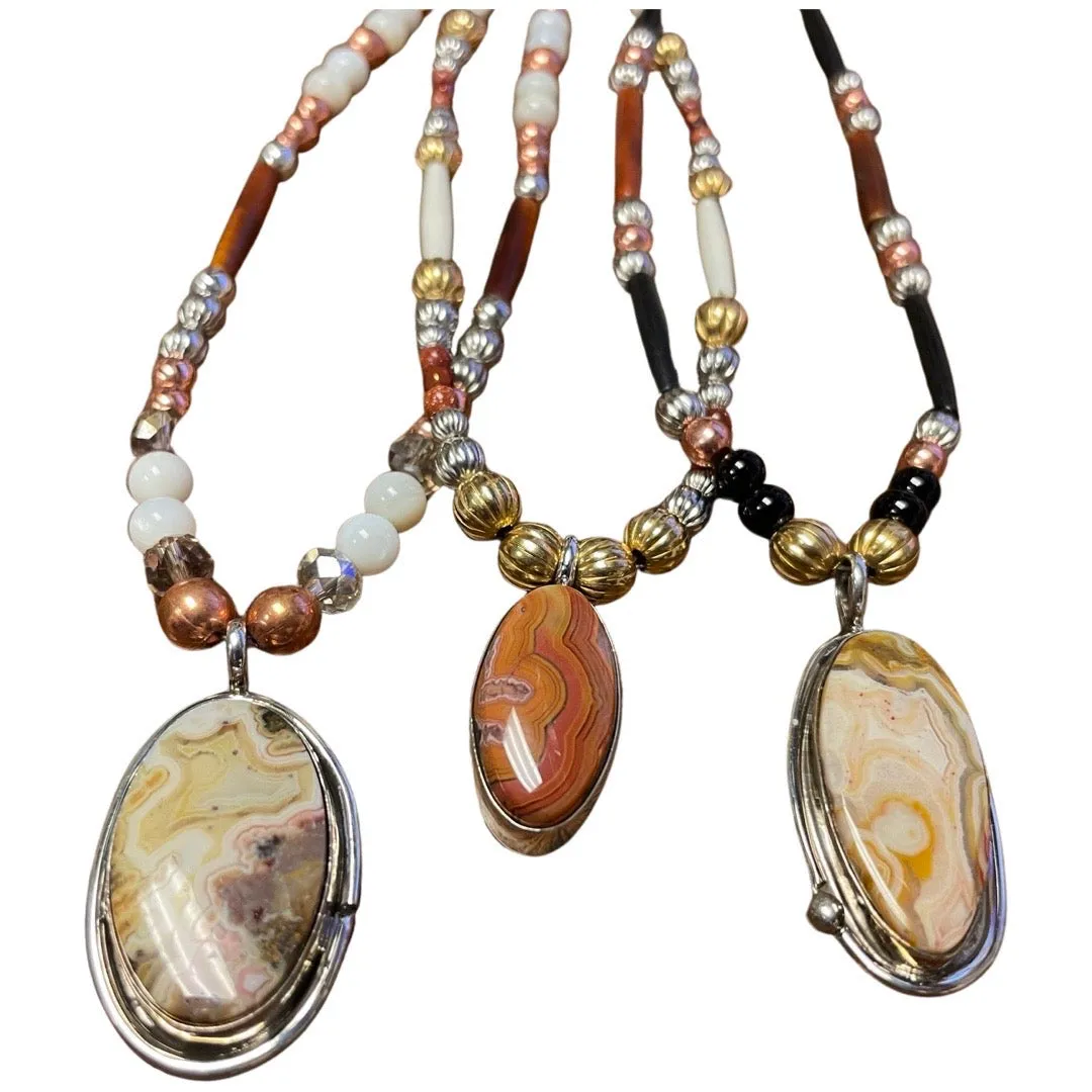 JR Agate Necklace