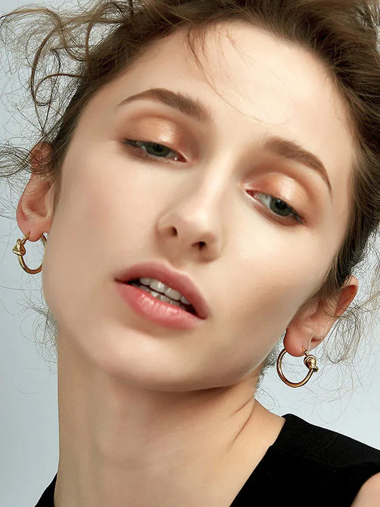 KNOT SORRY HOOP EARRINGS