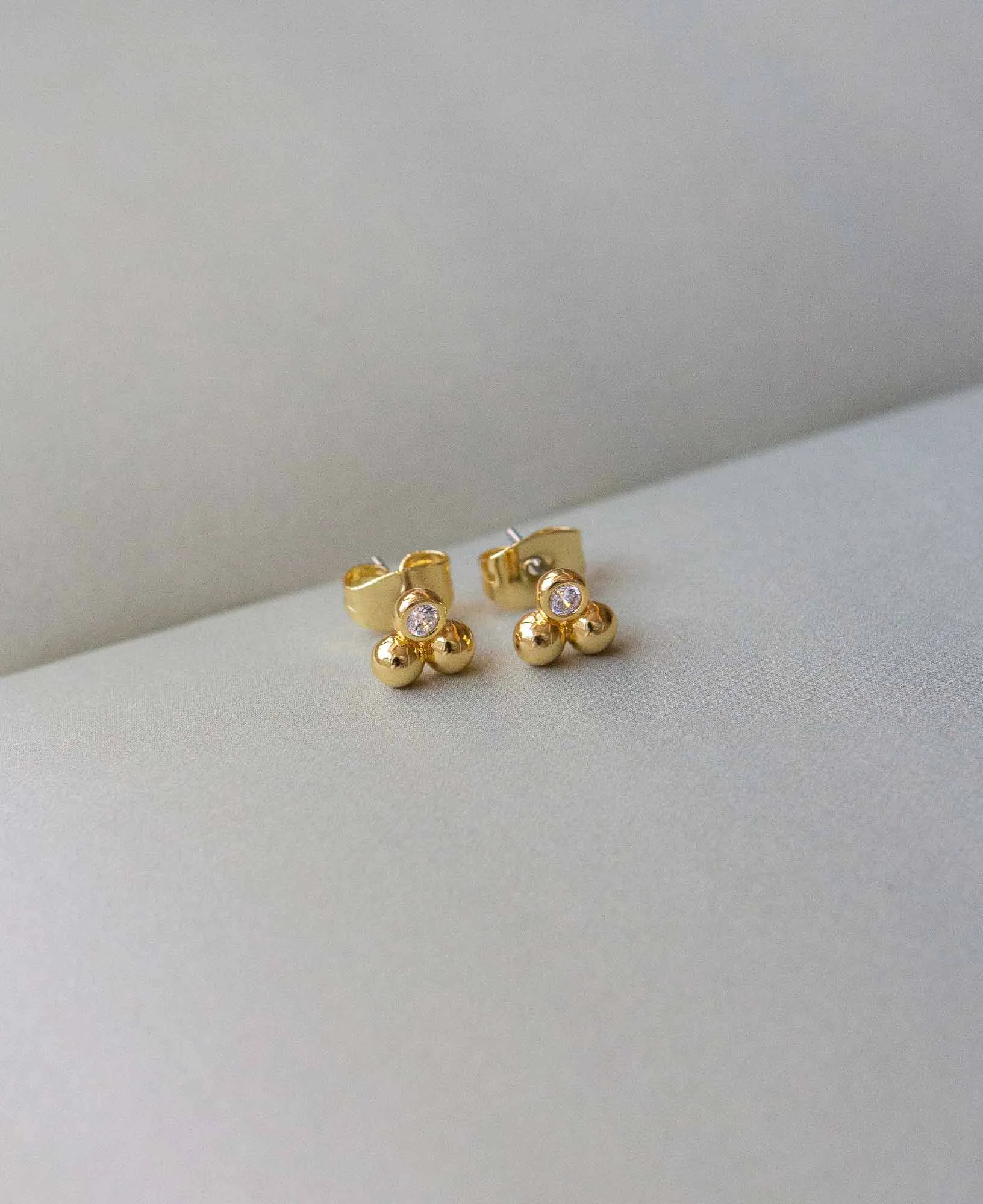 Mabel 14k Gold Stud Earring