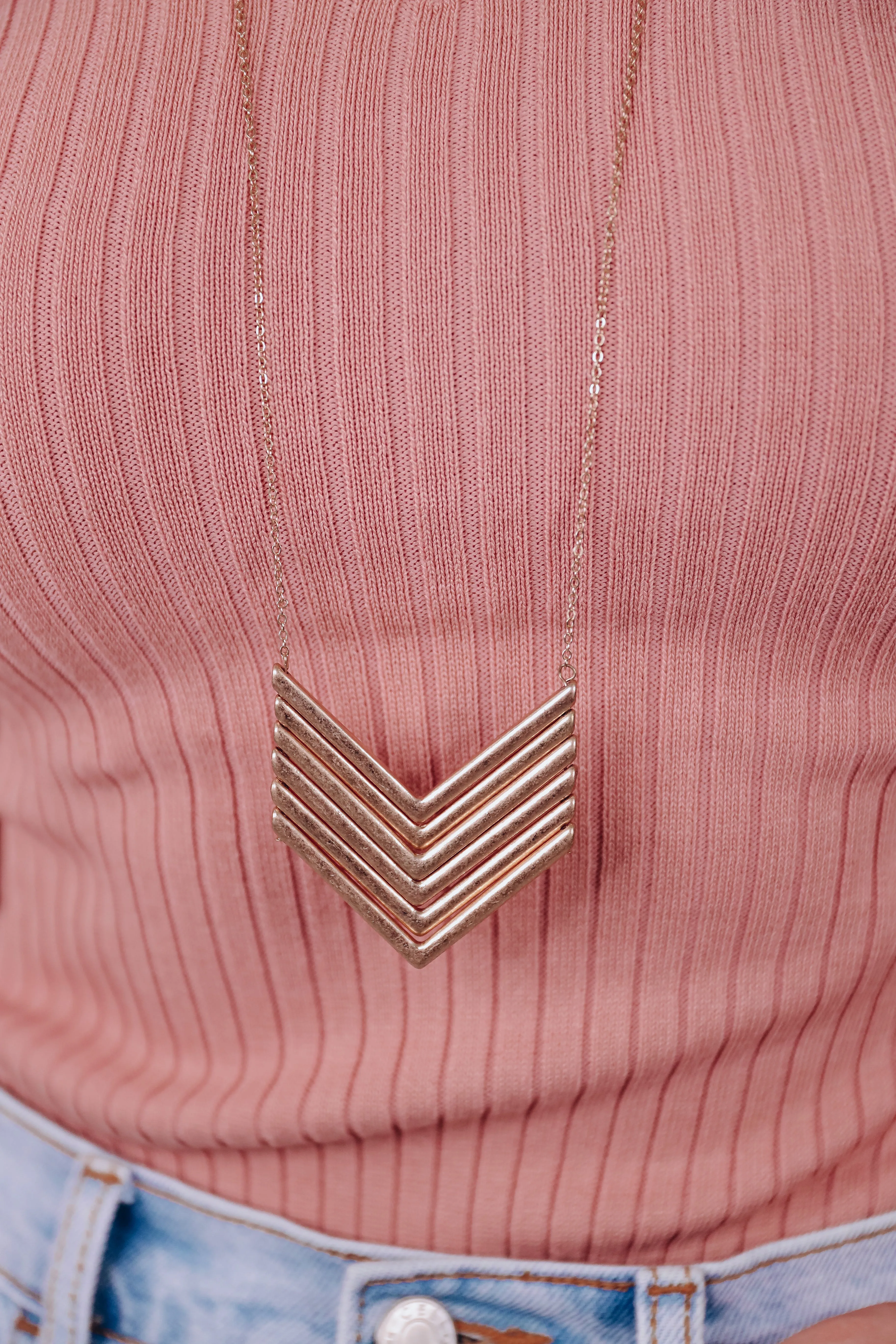 Medal Arrow Long Pendant Necklace - Gold