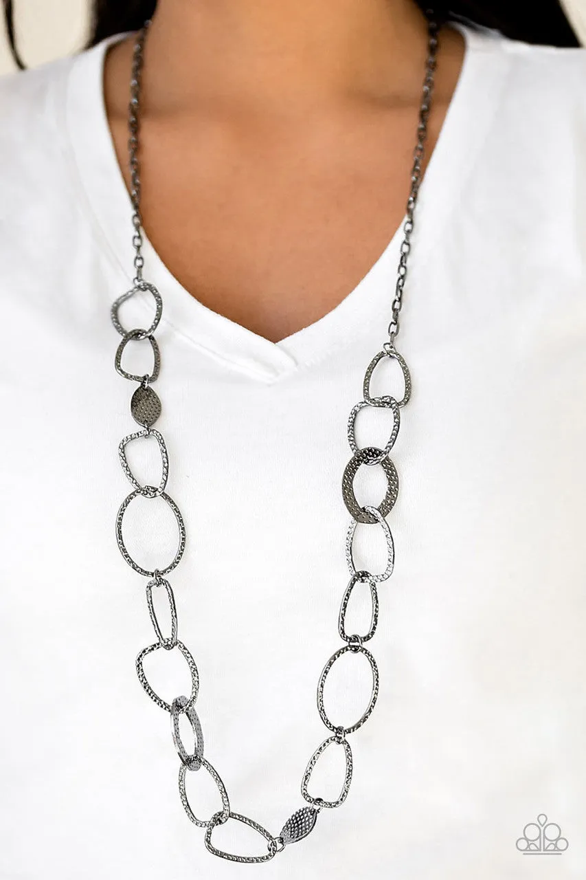 Metro Nouveau Black Paparazzi Necklace