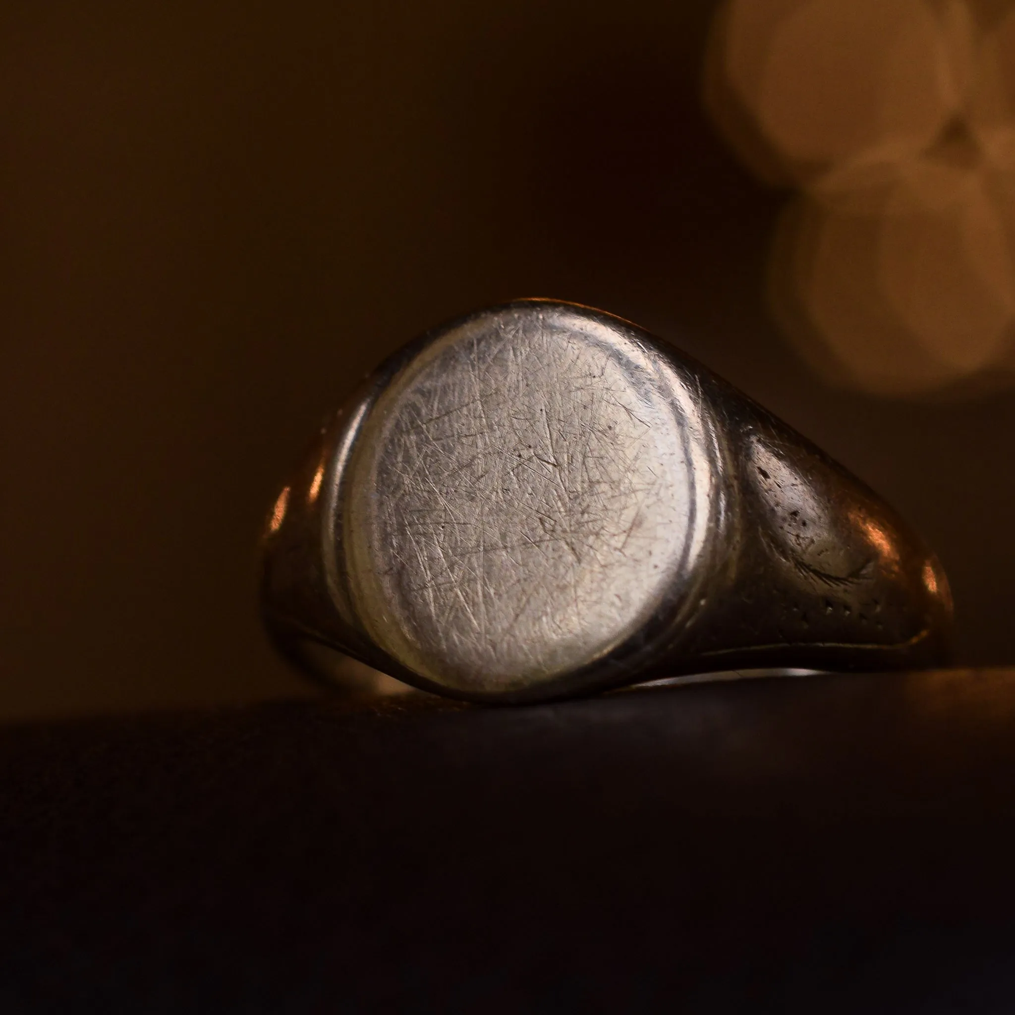 Mid Victorian 15k Gold Signet Ring