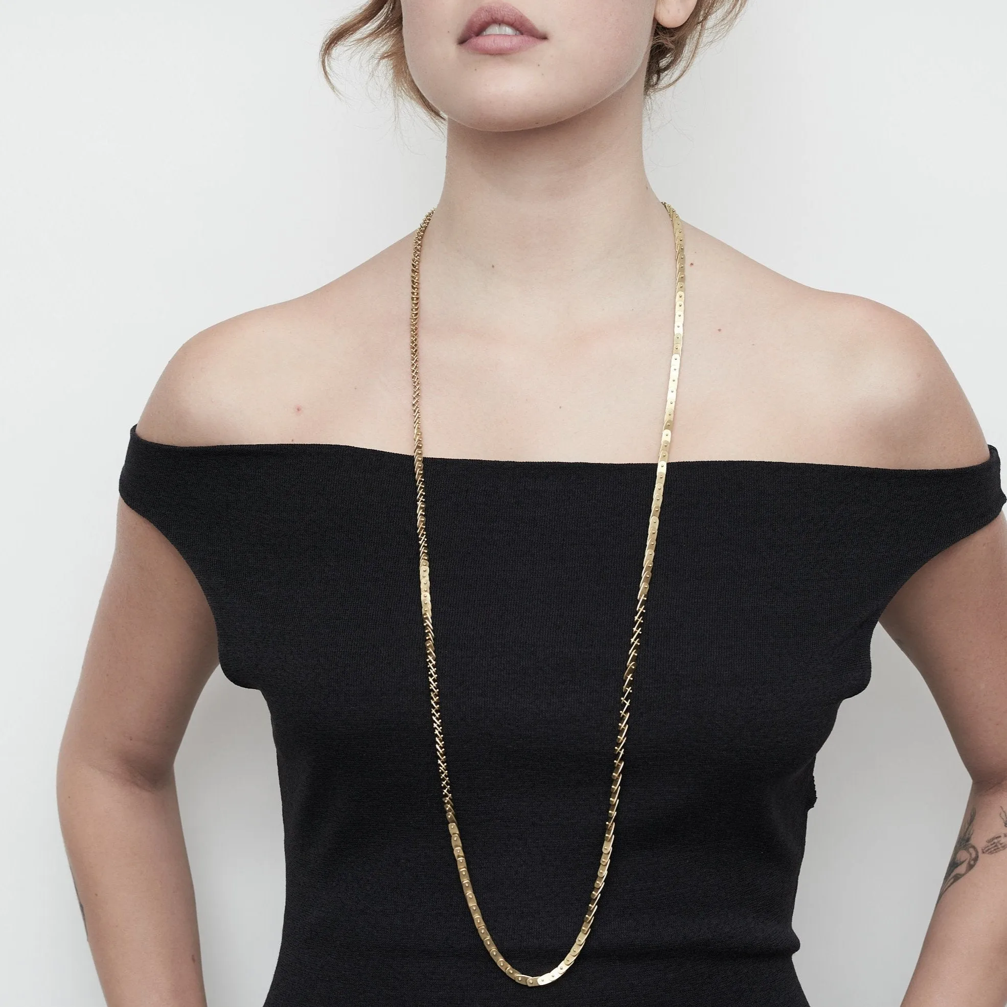 Mini Escamas Long, 19k Gold
