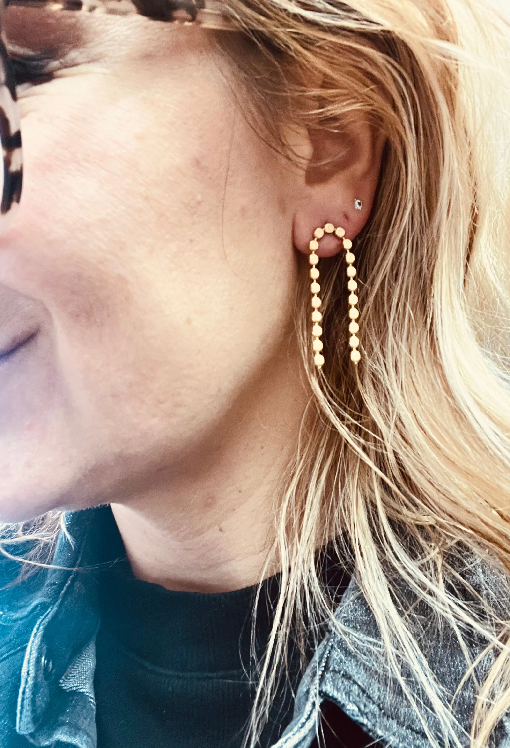 Minimalist Gold Arch