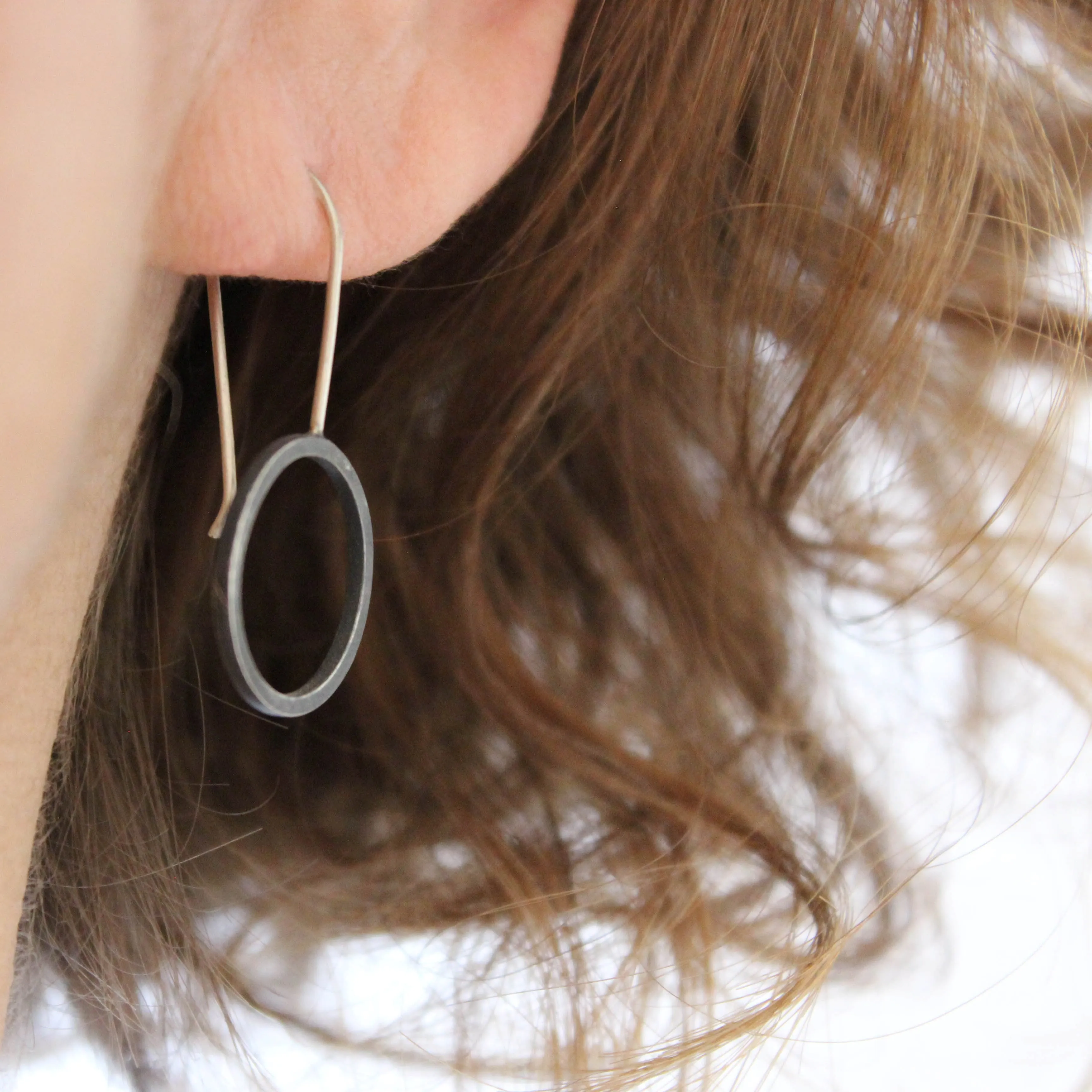 Minimalist Short Black Circle Earrings