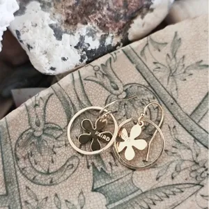 PAIRD Daisy Halo Earrings