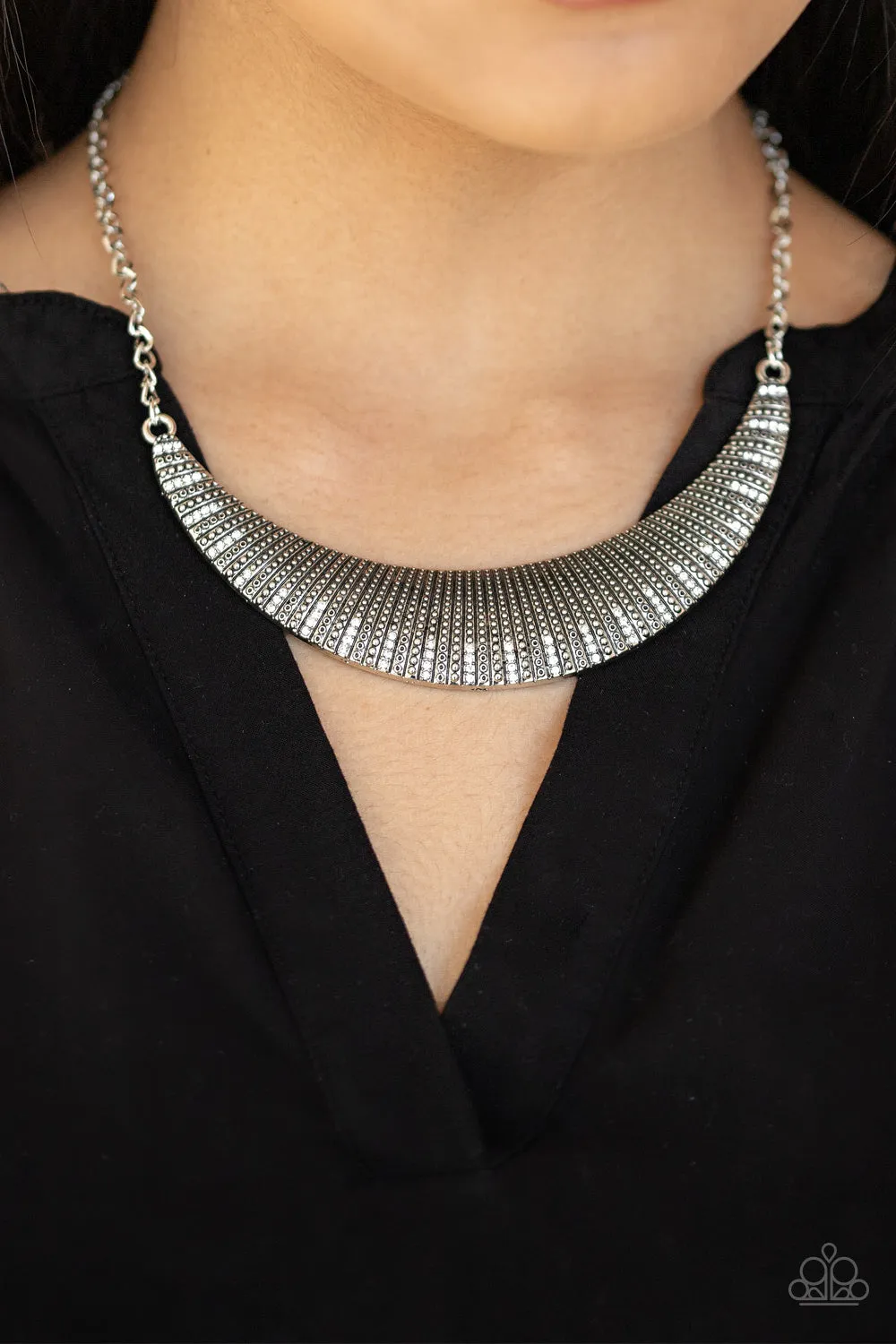 Paparazzi Modern Day Moonshine Necklace White