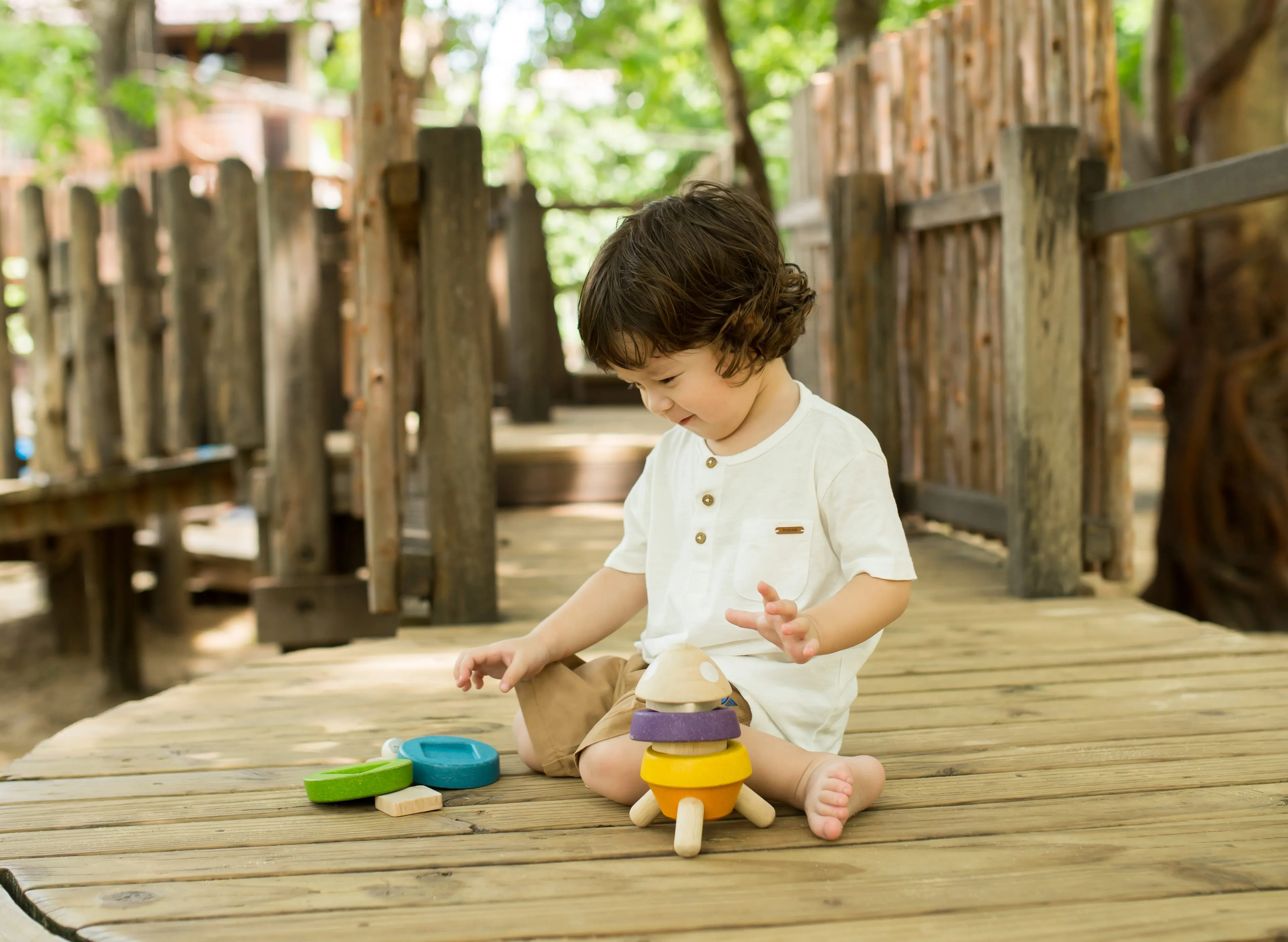 Plan Toys - Stacking Rocket