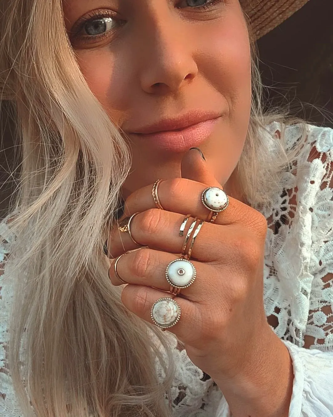 Puka Pimpin Ring White With Gold Center #1