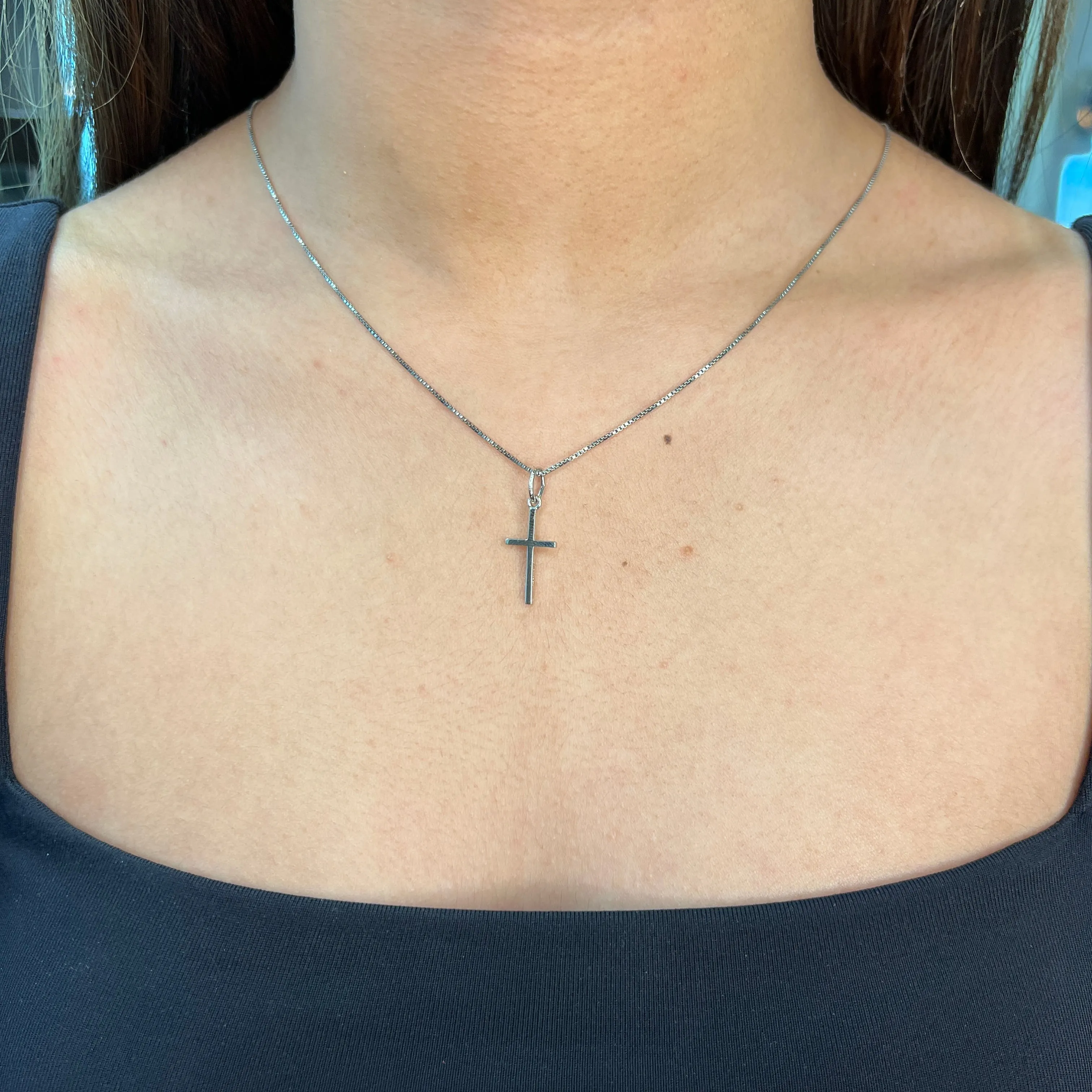 Rembrandt Charms Sterling Silver Rhodium or Gold Plated Medium Thin Cross Pendant