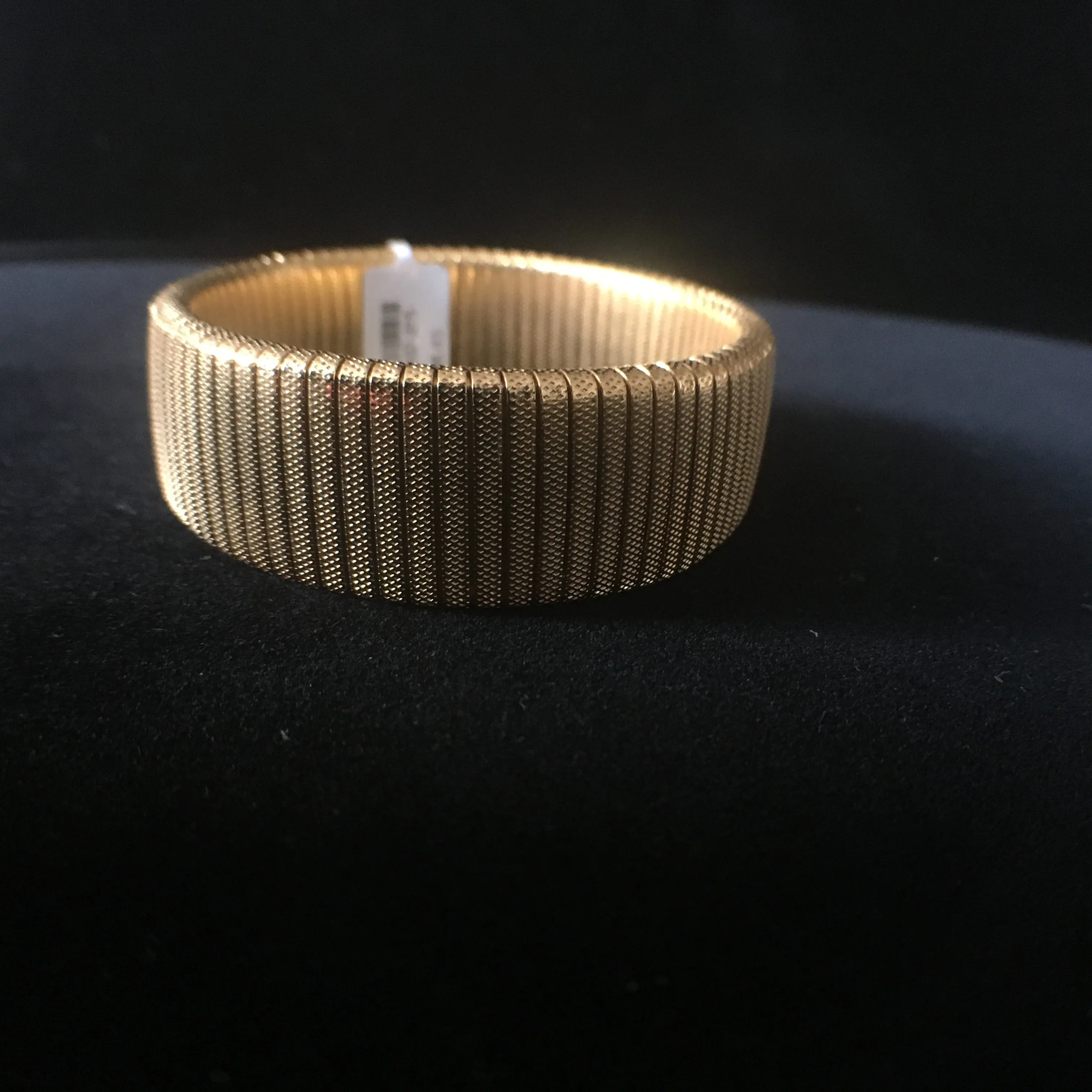 Ribbed Bangle Bracelet - Medium