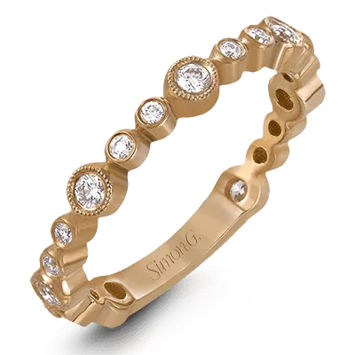 Right Hand Ring in 18k Gold with Diamonds