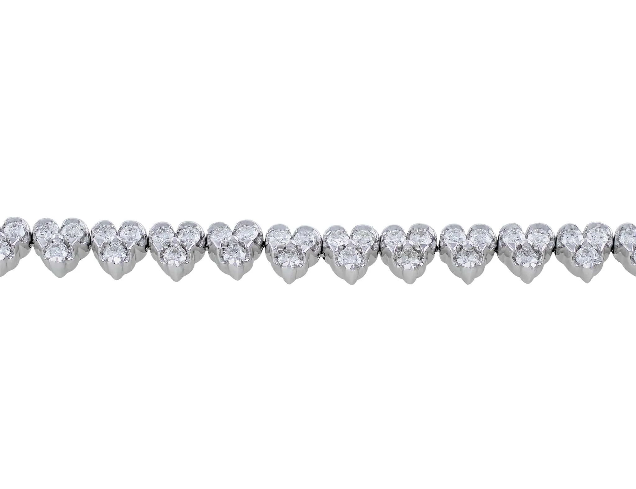 Roberto Coin 18k White Gold Heart-Shaped Cluster Diamond Necklace - Estate