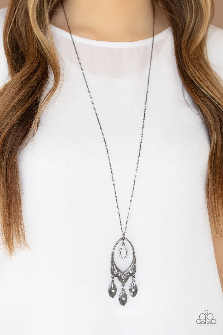 Royal Iridescence Black Paparazzi Necklace