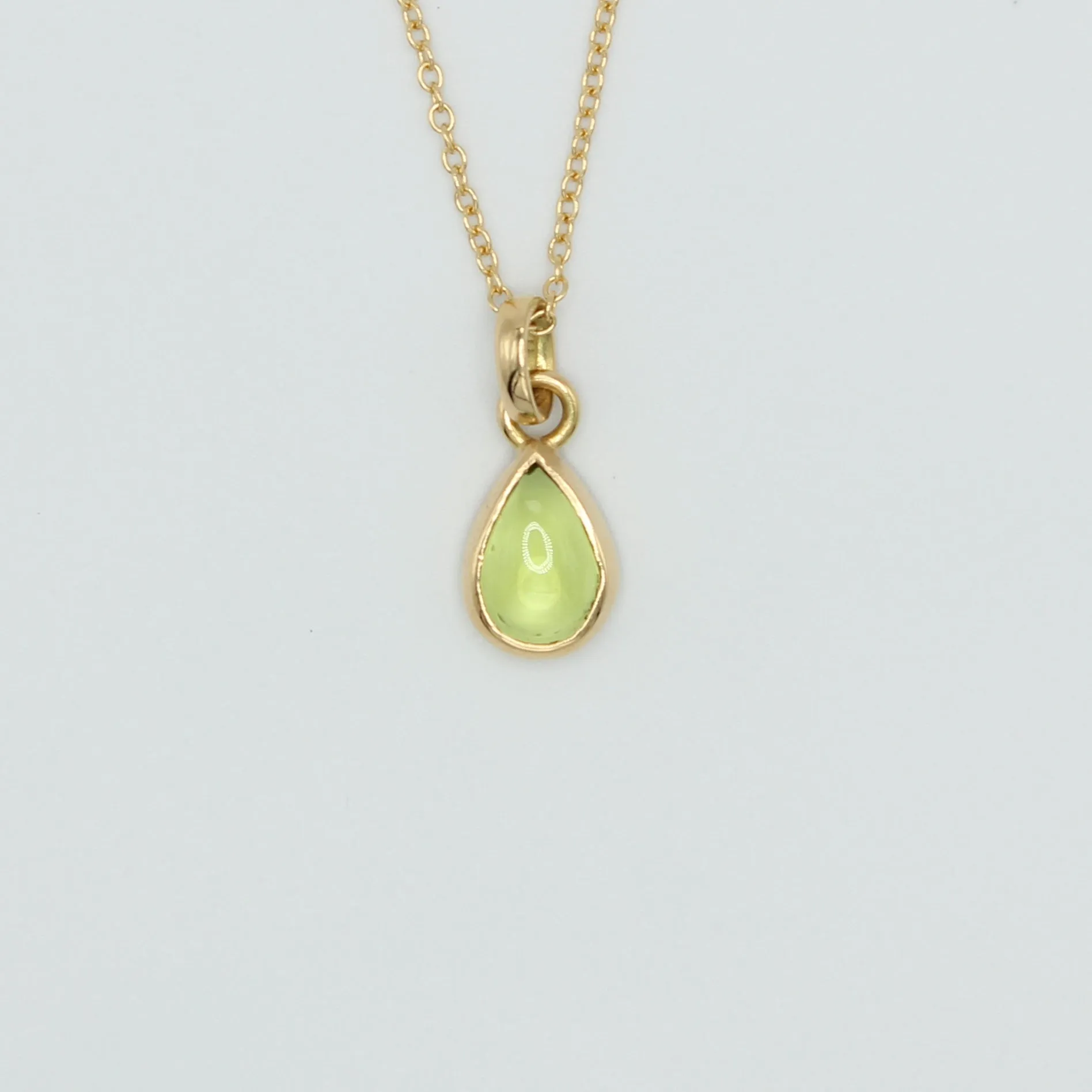 Sedona Pear Shape Peridot Pendant in 20K Peach Gold