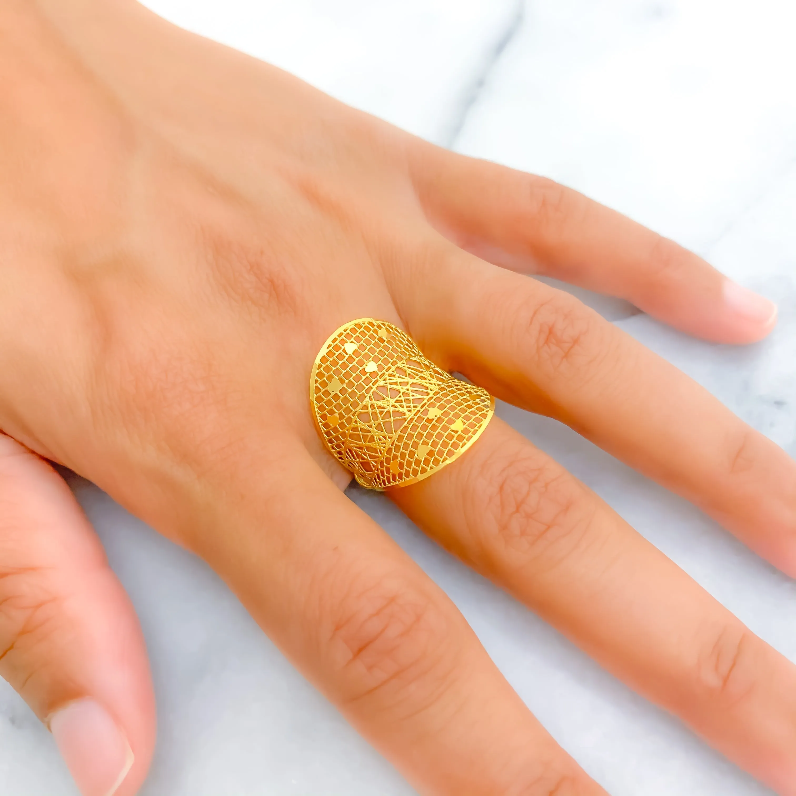 Signature Mesh 21k Gold Ring